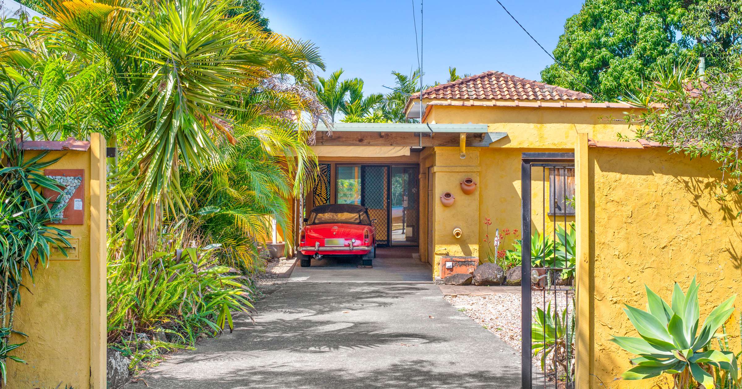 7 Durran Street Tugun QLD 4224 Sold House Ray White Tugun Ray 7-durran-street-tugun-qld-4224-sold-house-ray-white-tugun-ray