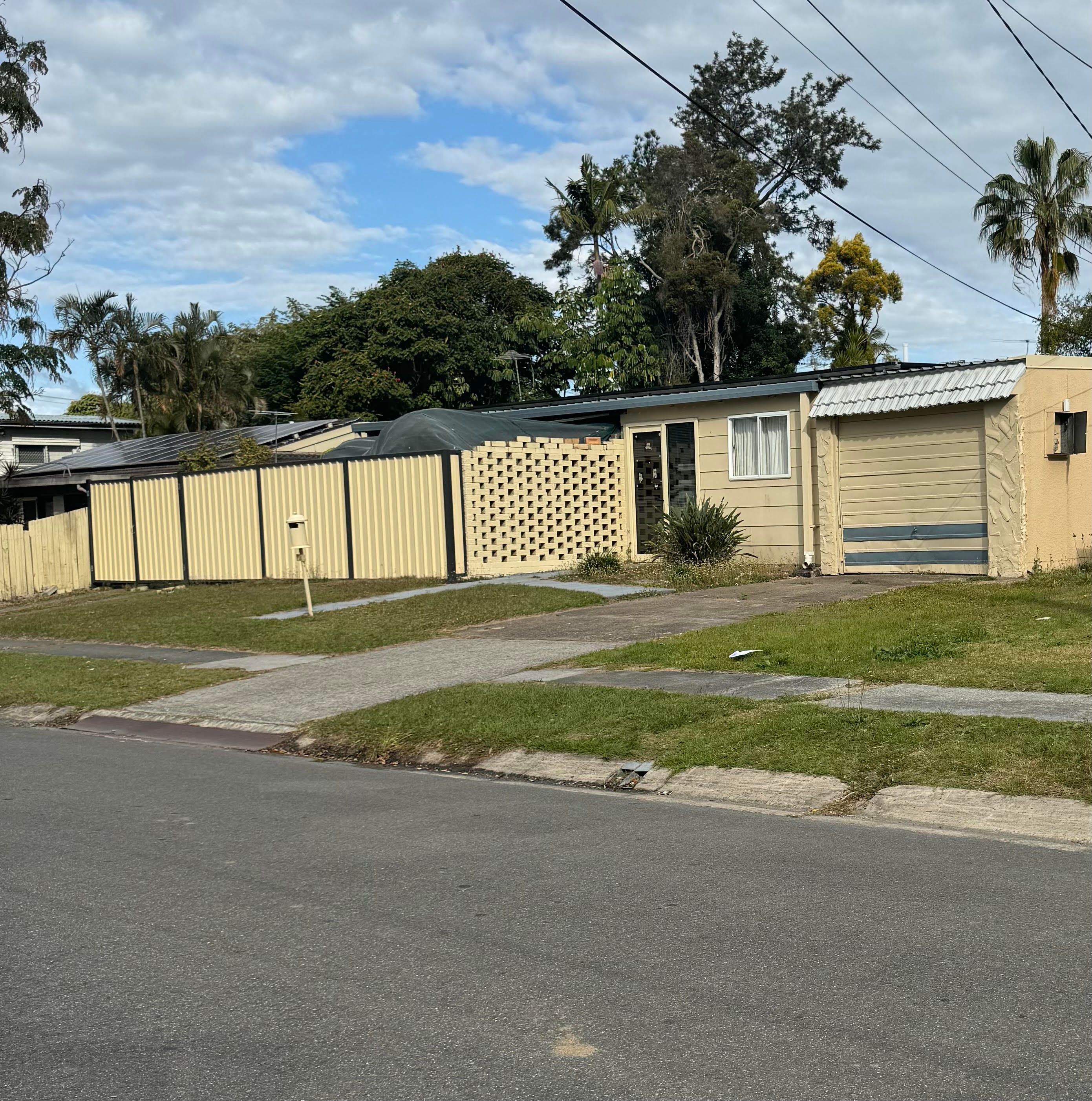 10 Ewinga Street, Kingston QLD 4114