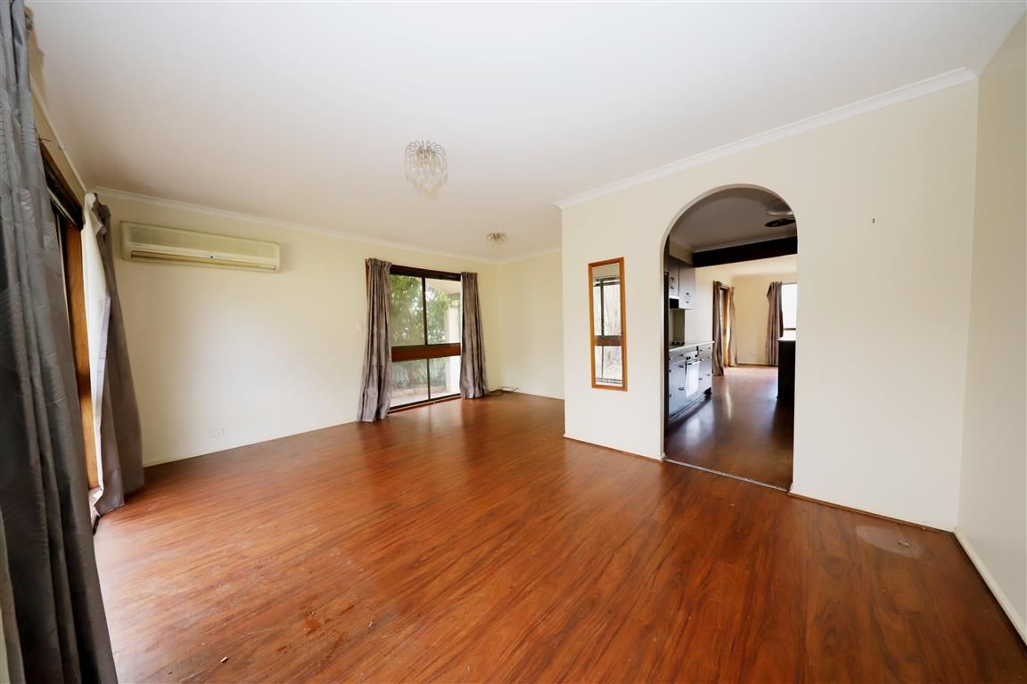 8 Snubba Crescent, Tumut, NSW 2720