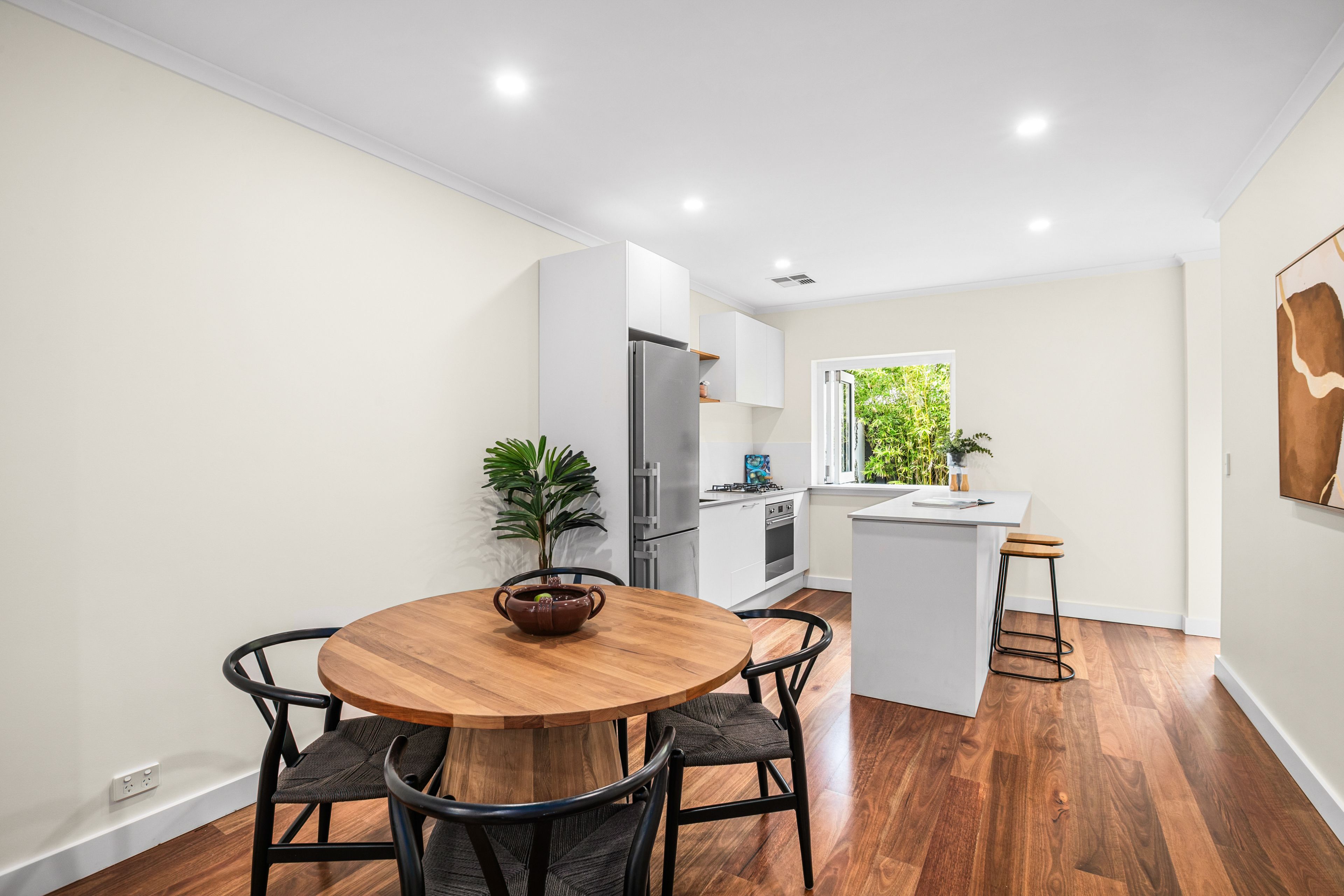 7/23 Fuller Street — photo 4 of 14