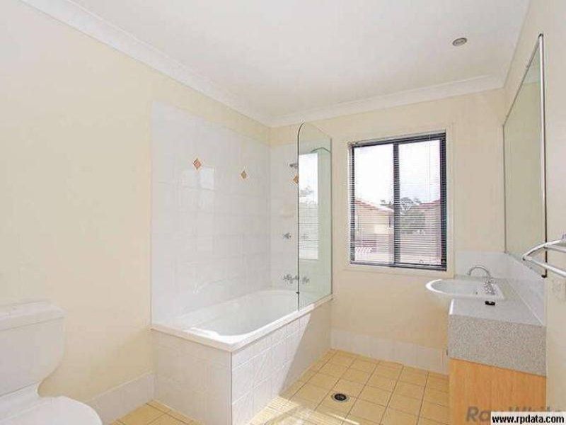 7 121 Albany Creek Road, Aspley, QLD 4034
