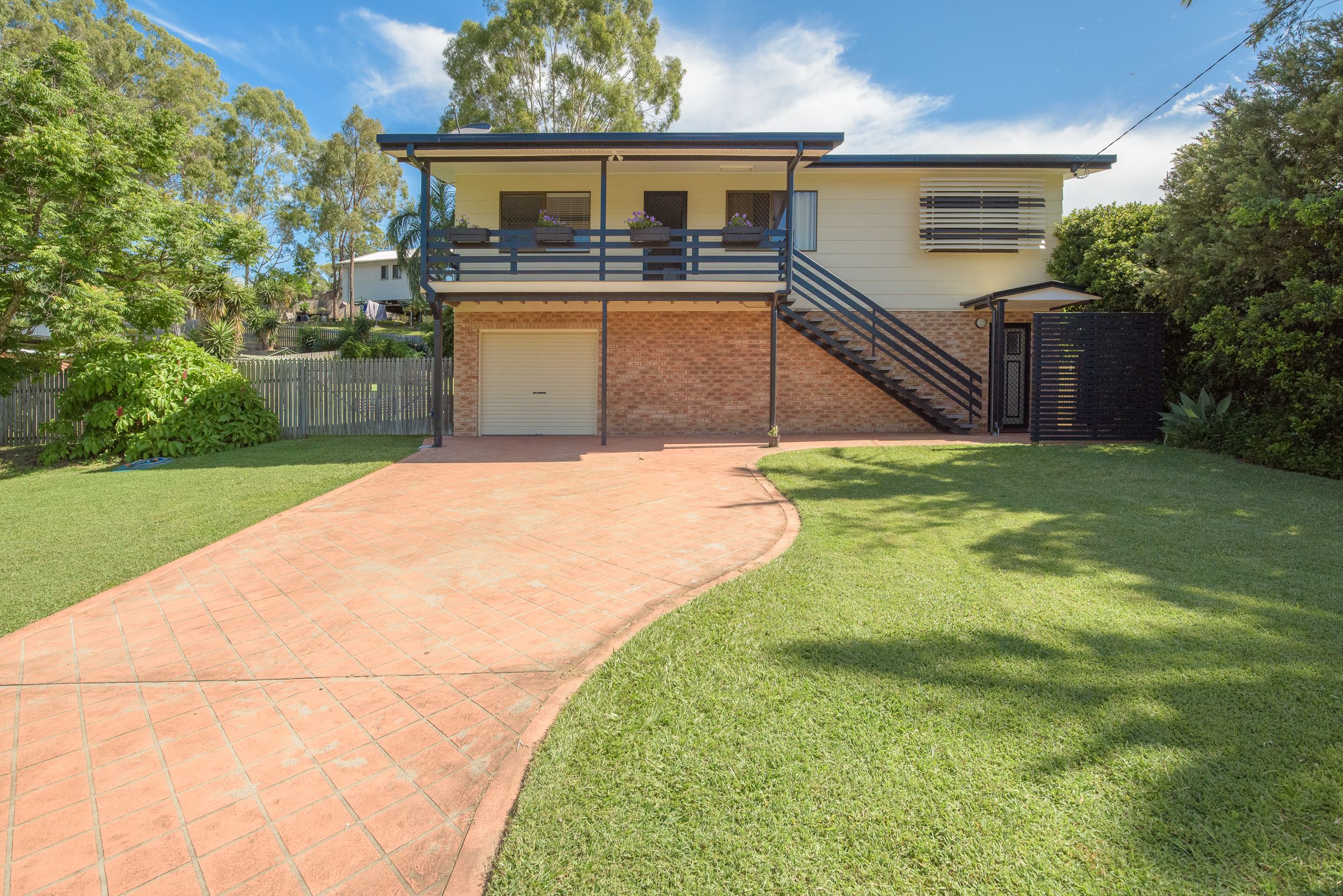 7 Carinya Drive, Clinton QLD 4680