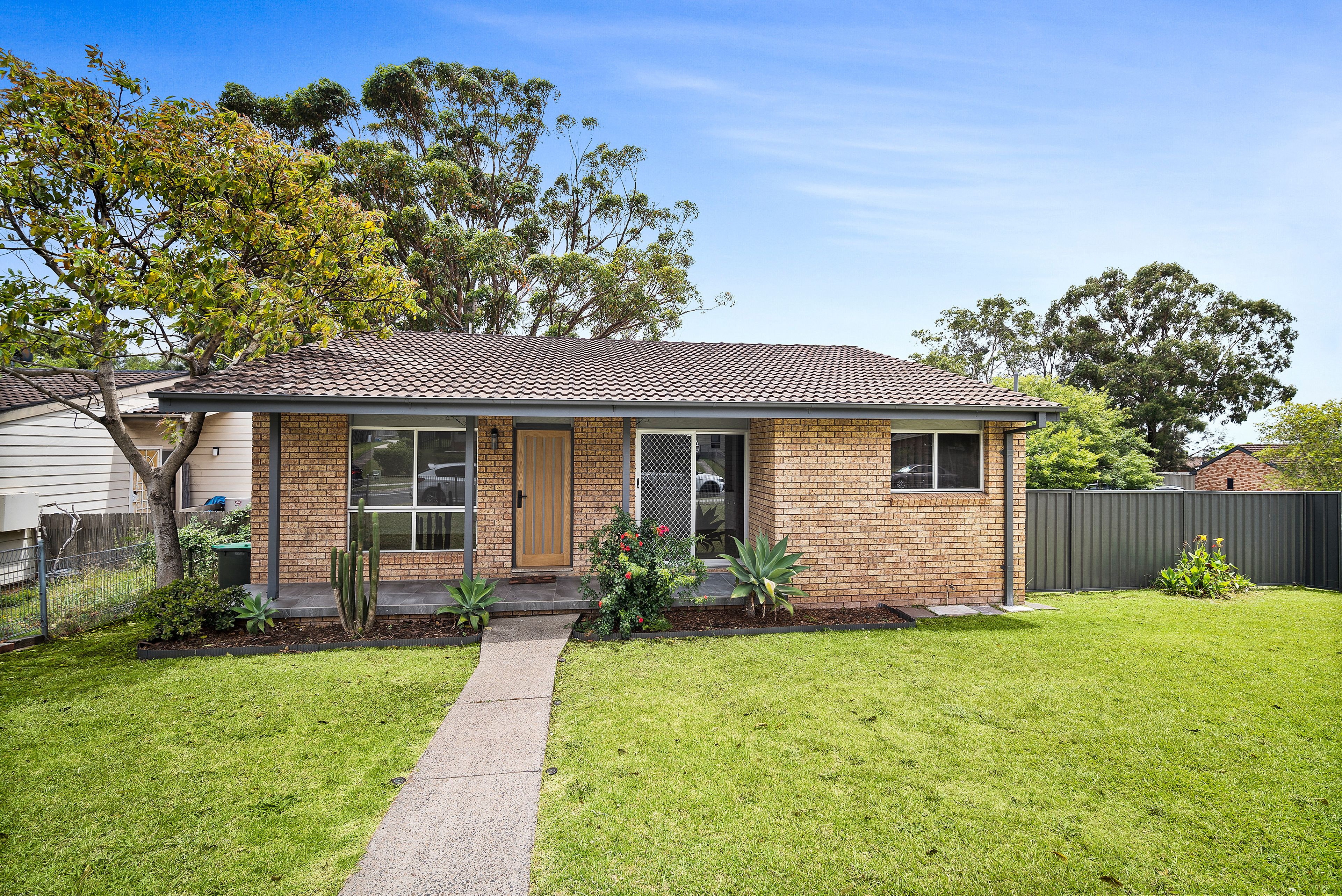 14 Carrington Street, Barrack Heights NSW 2528