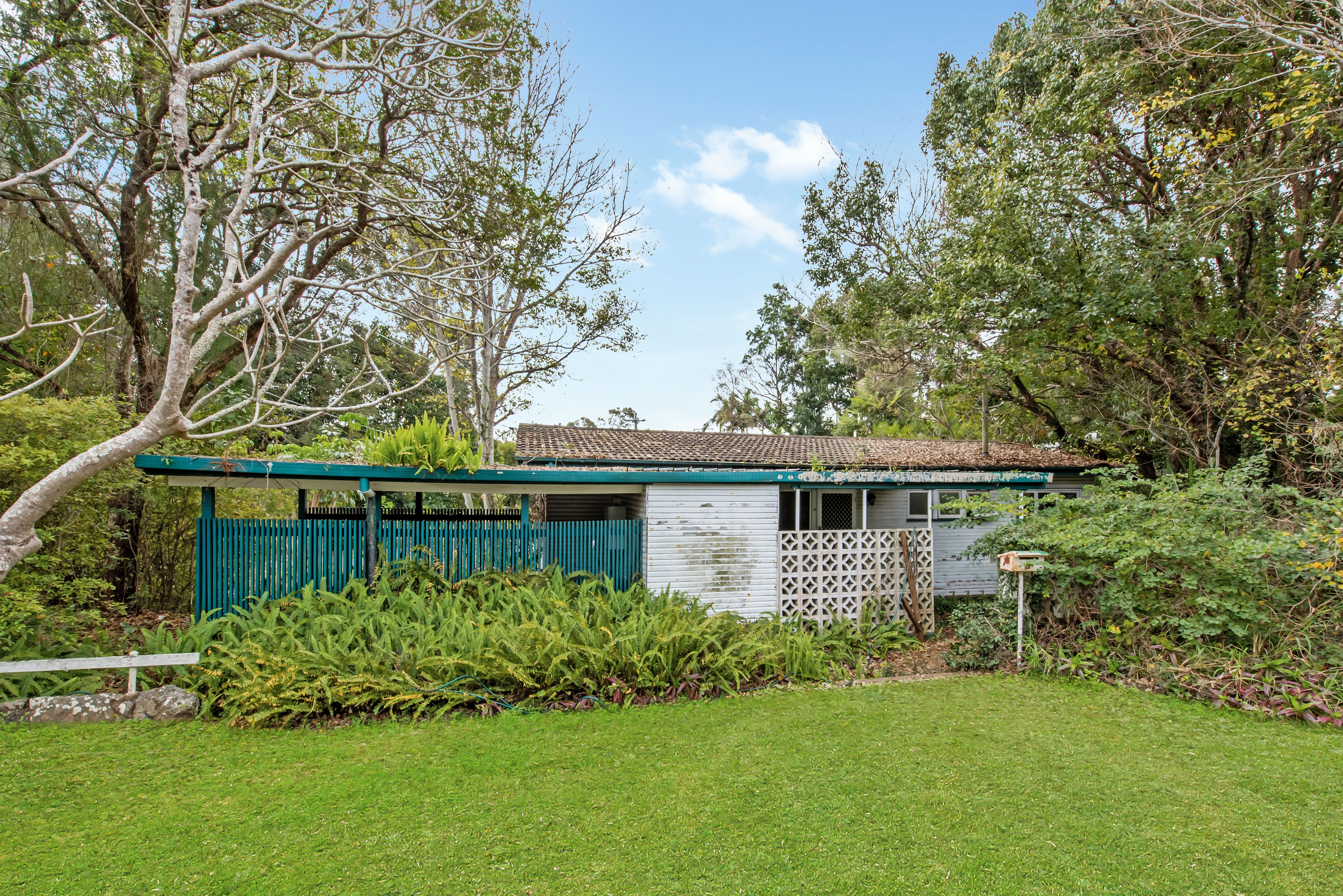 63 Fawkner Street, Chapel Hill, QLD 4069