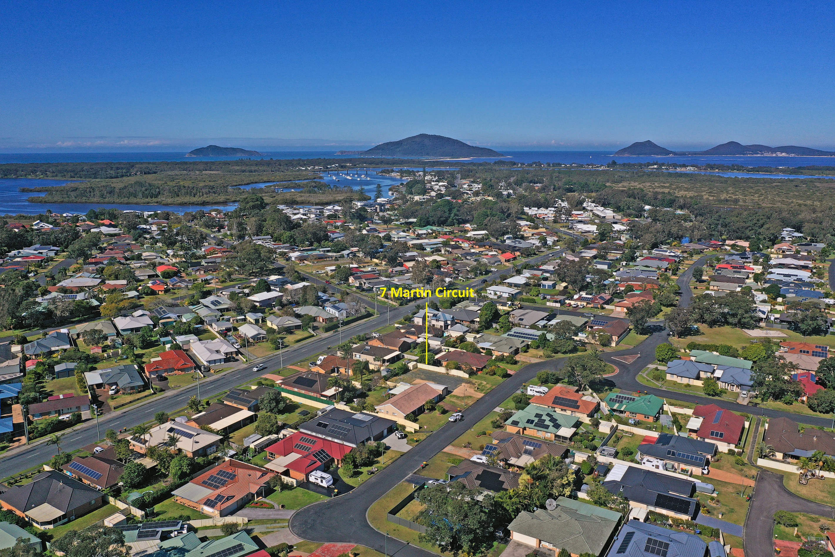 7 Martin Circuit, Tea Gardens, NSW 2324