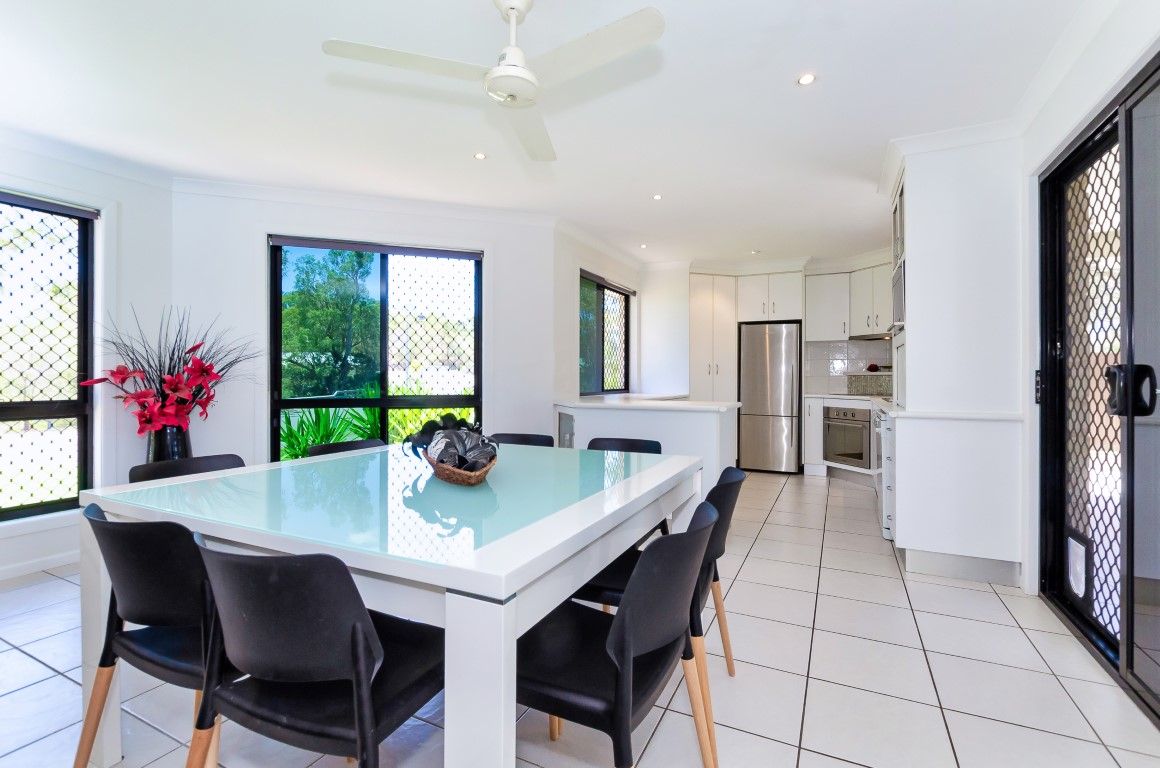 9 Links Court, Kin Kora, QLD 4680
