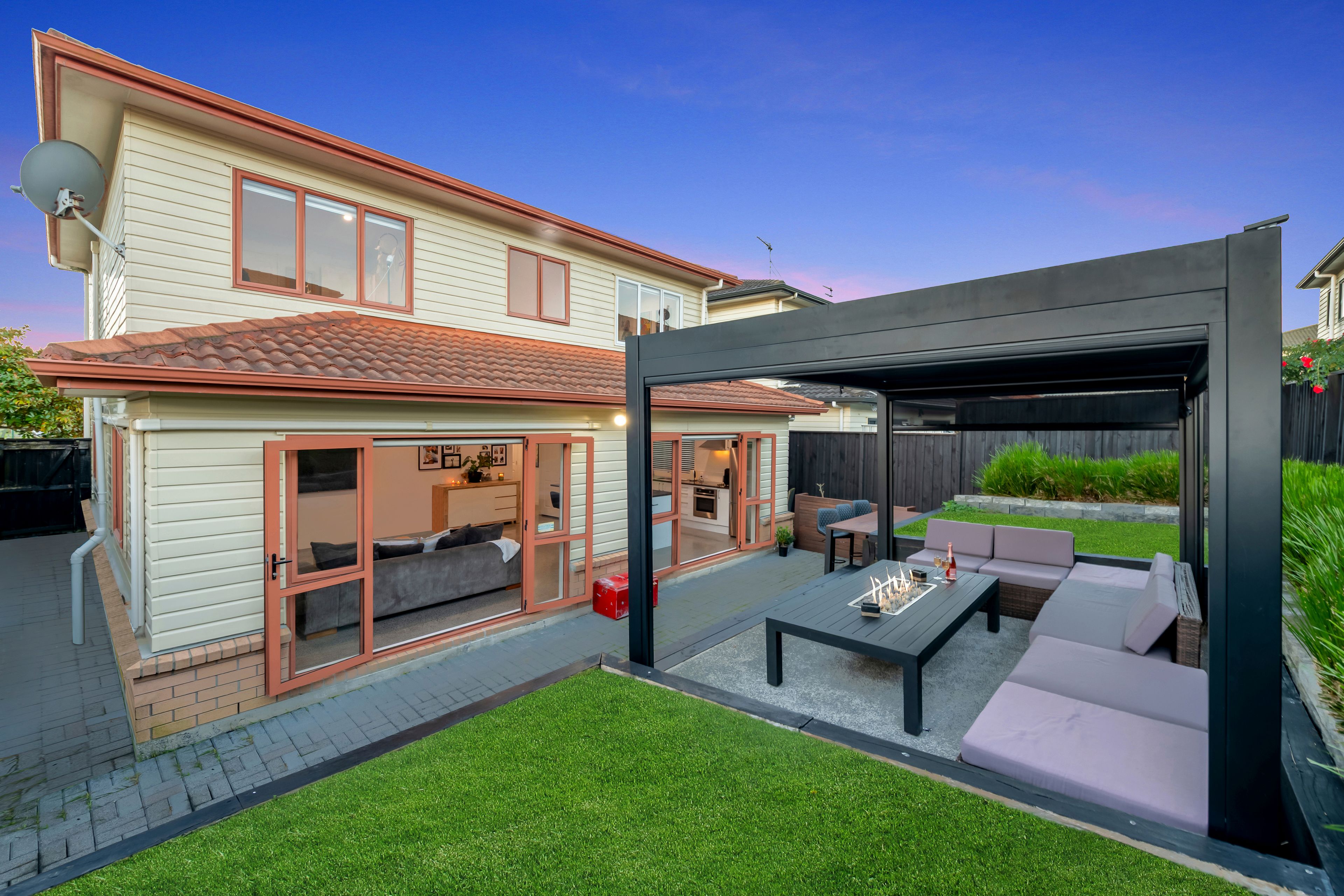 29 Baverstock Road, Flat Bush, Manukau City