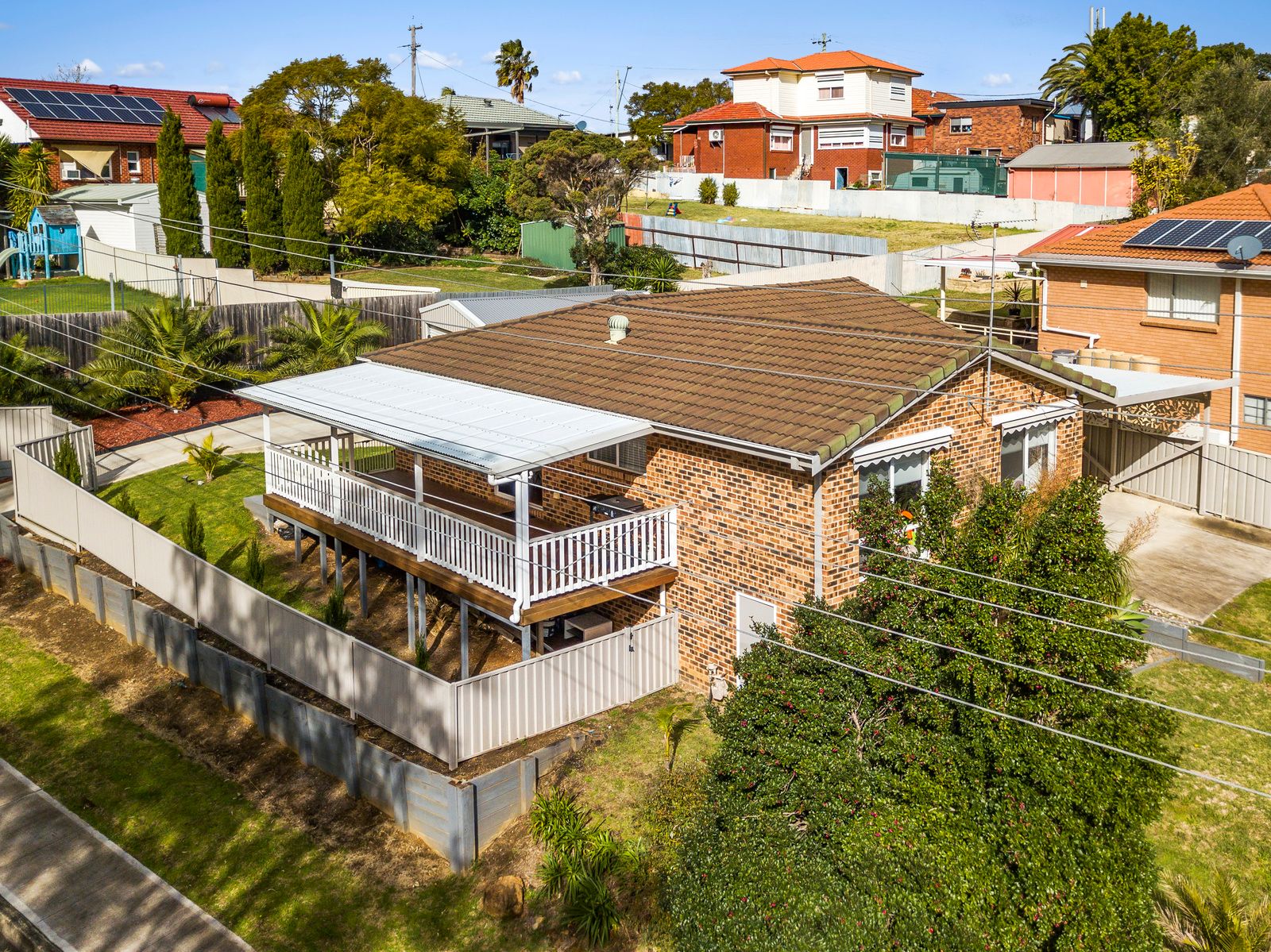 1 Larama Avenue, Dapto NSW 2530