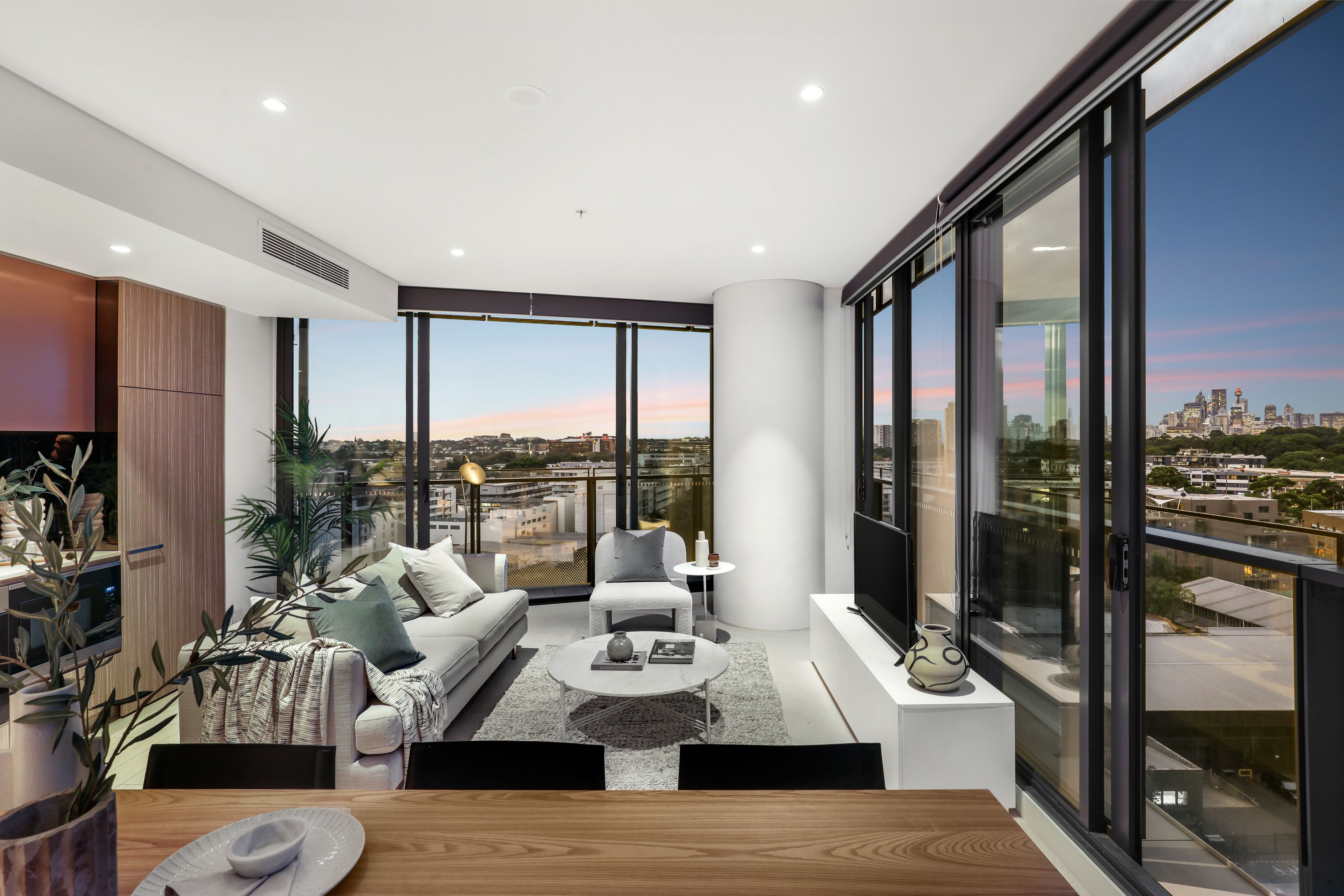 301-303 Botany Road, Zetland NSW 2017