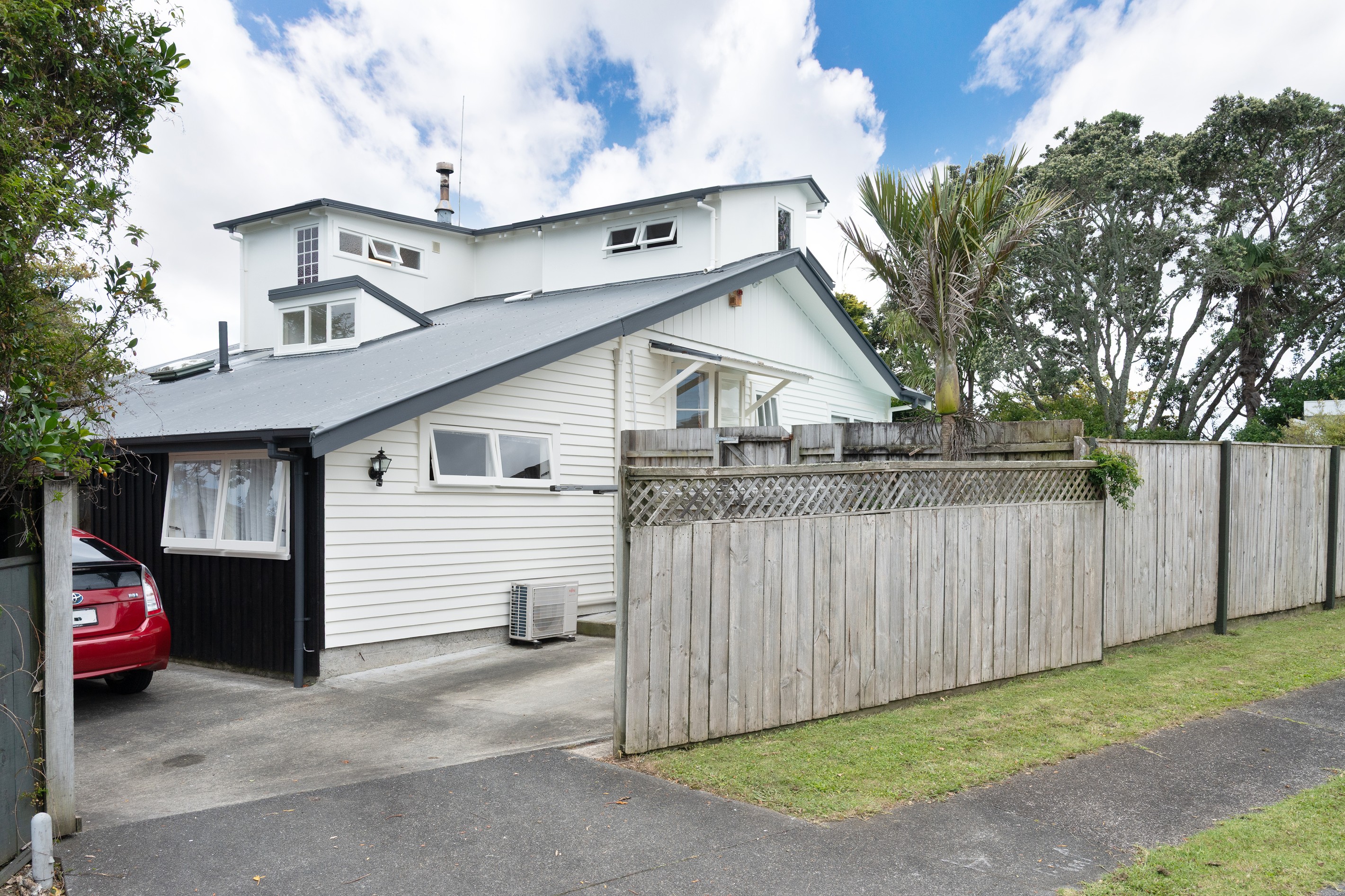55 Commodore Drive, Lynfield, Auckland City
