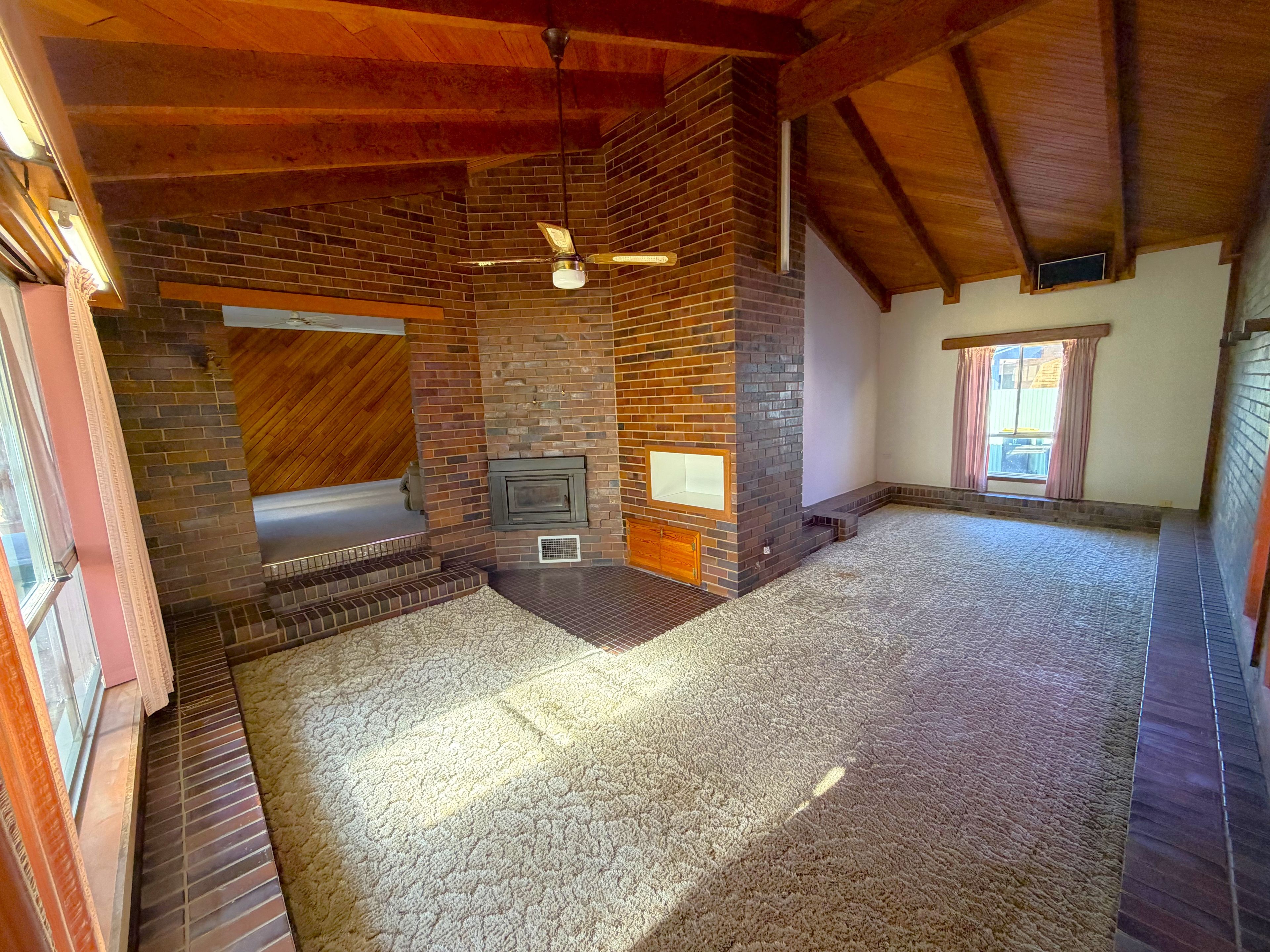 6 Stratton Court — photo 3 of 13