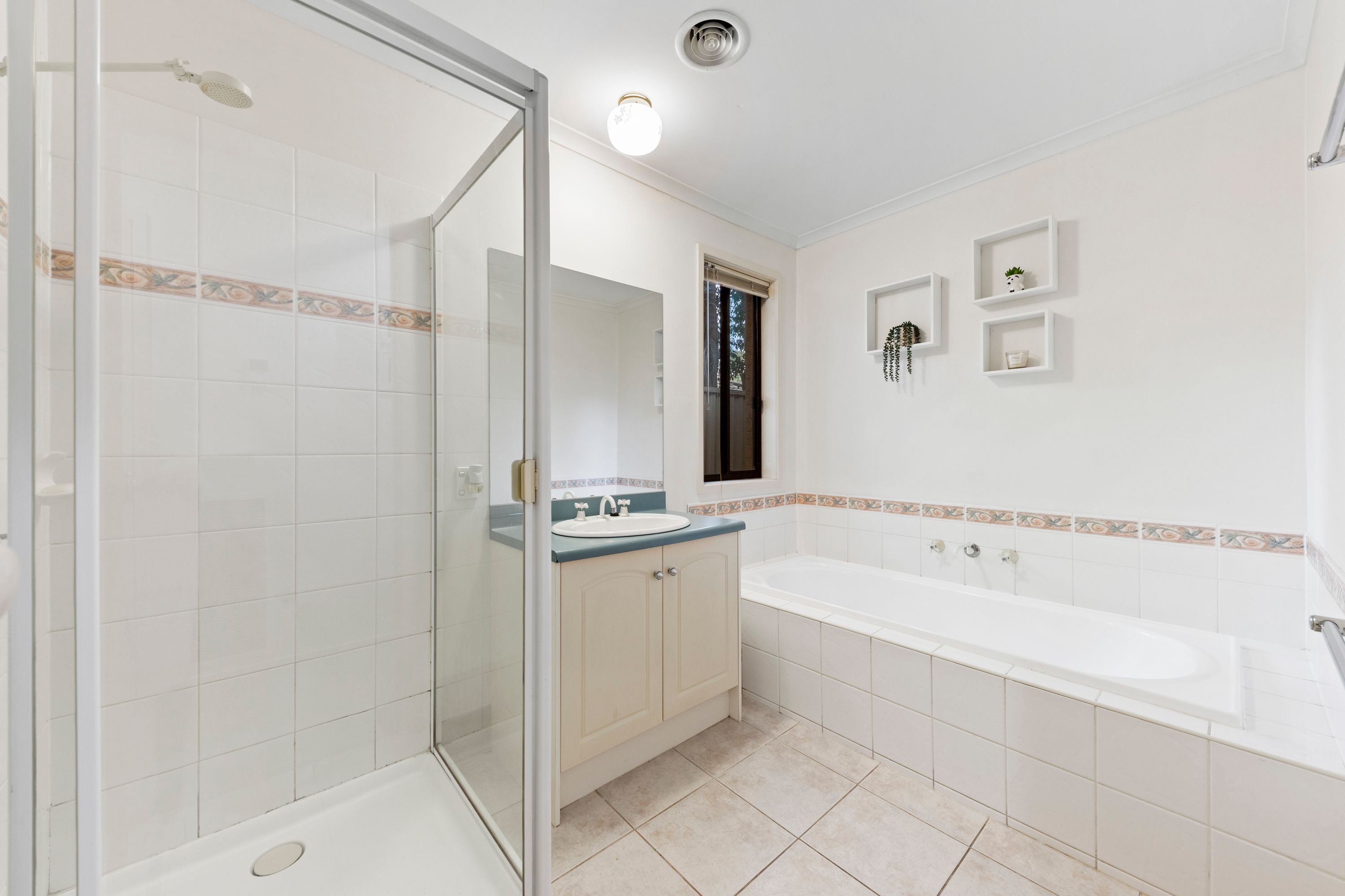 81 Oaklands Way — photo 12 of 21