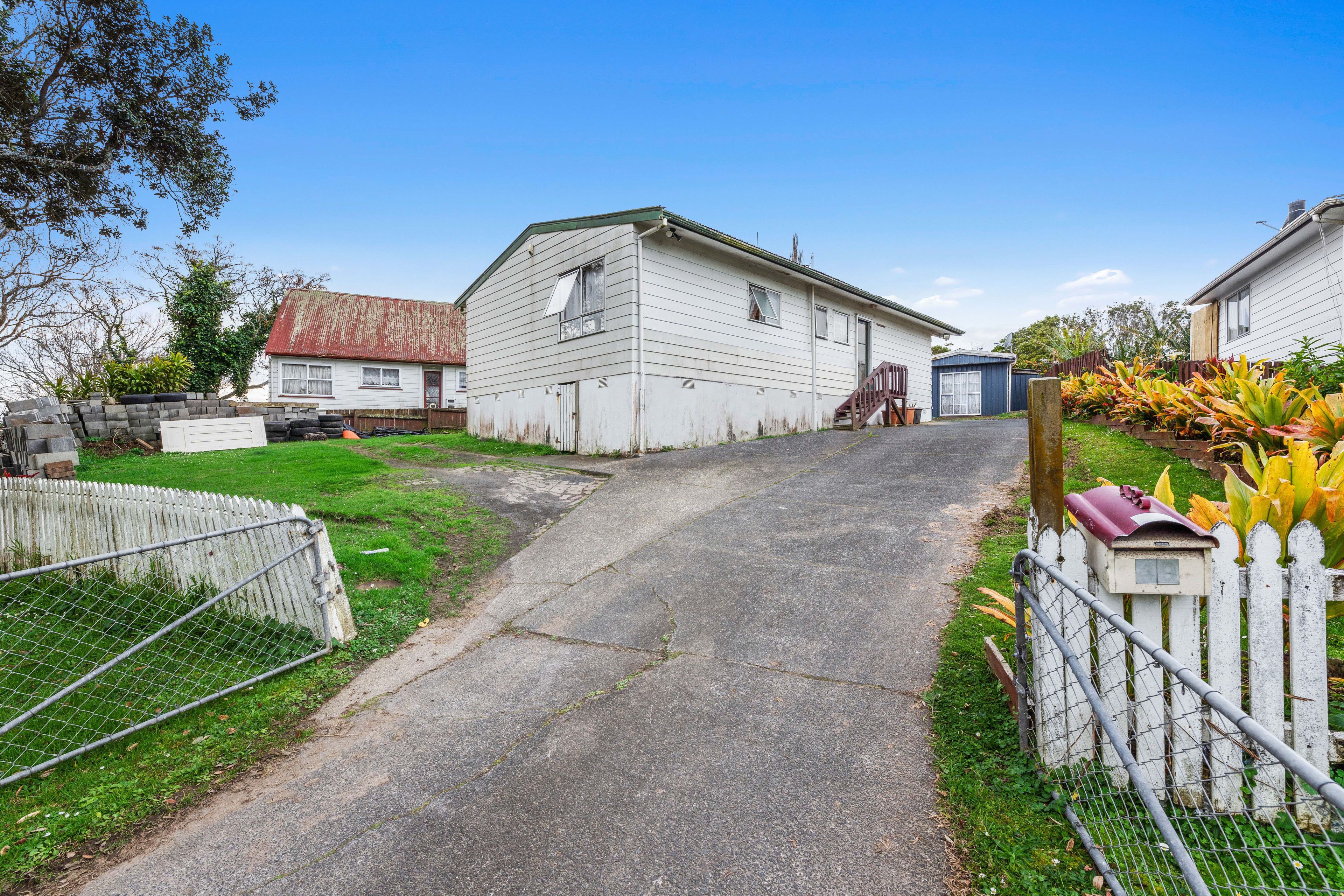 49 Moncrieff Avenue, Clendon Park, Manukau City