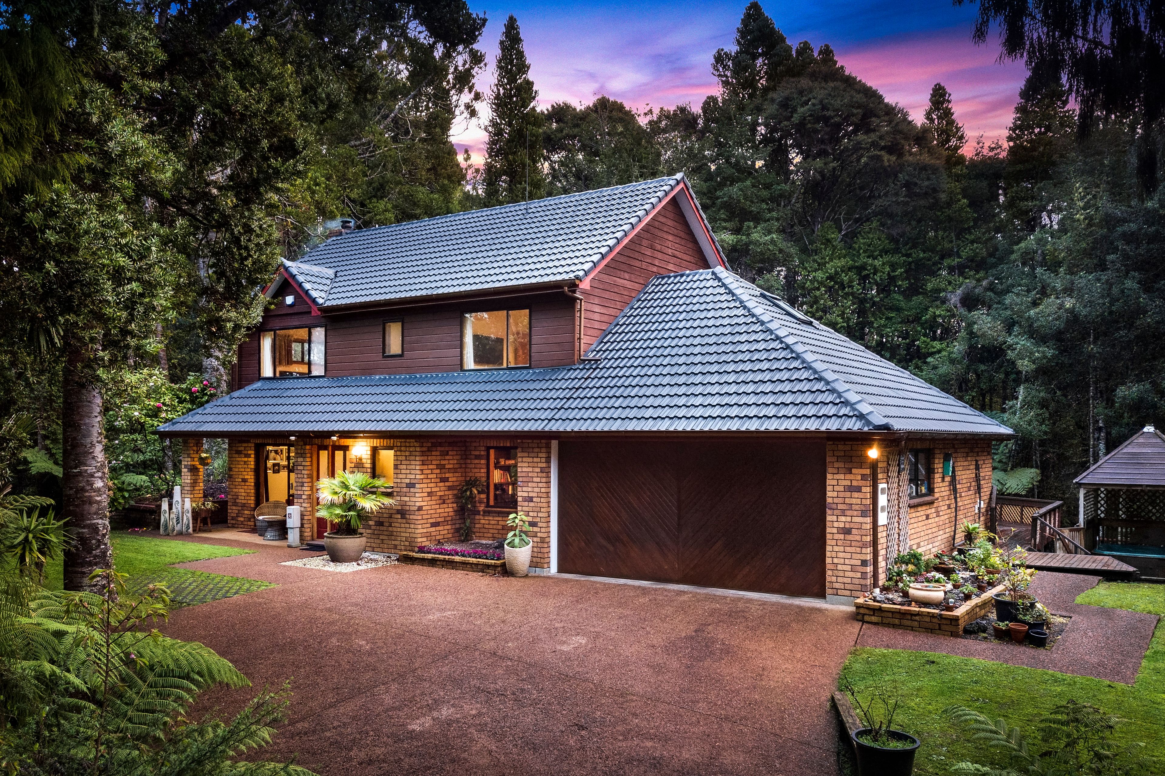 18 Kauri Loop Road, Oratia, Waitakere City