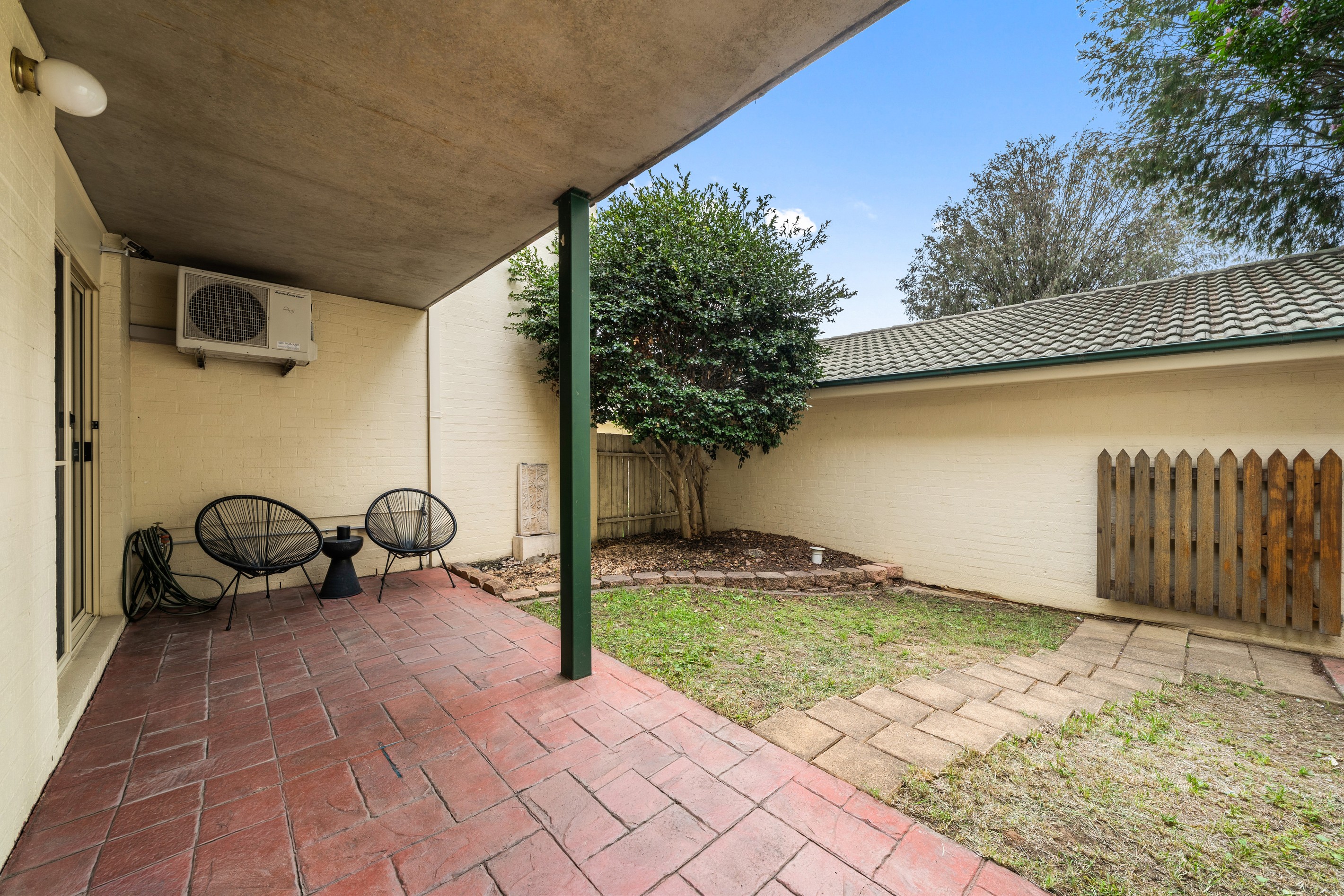 22 Byron Court, Phillip, ACT 2606
