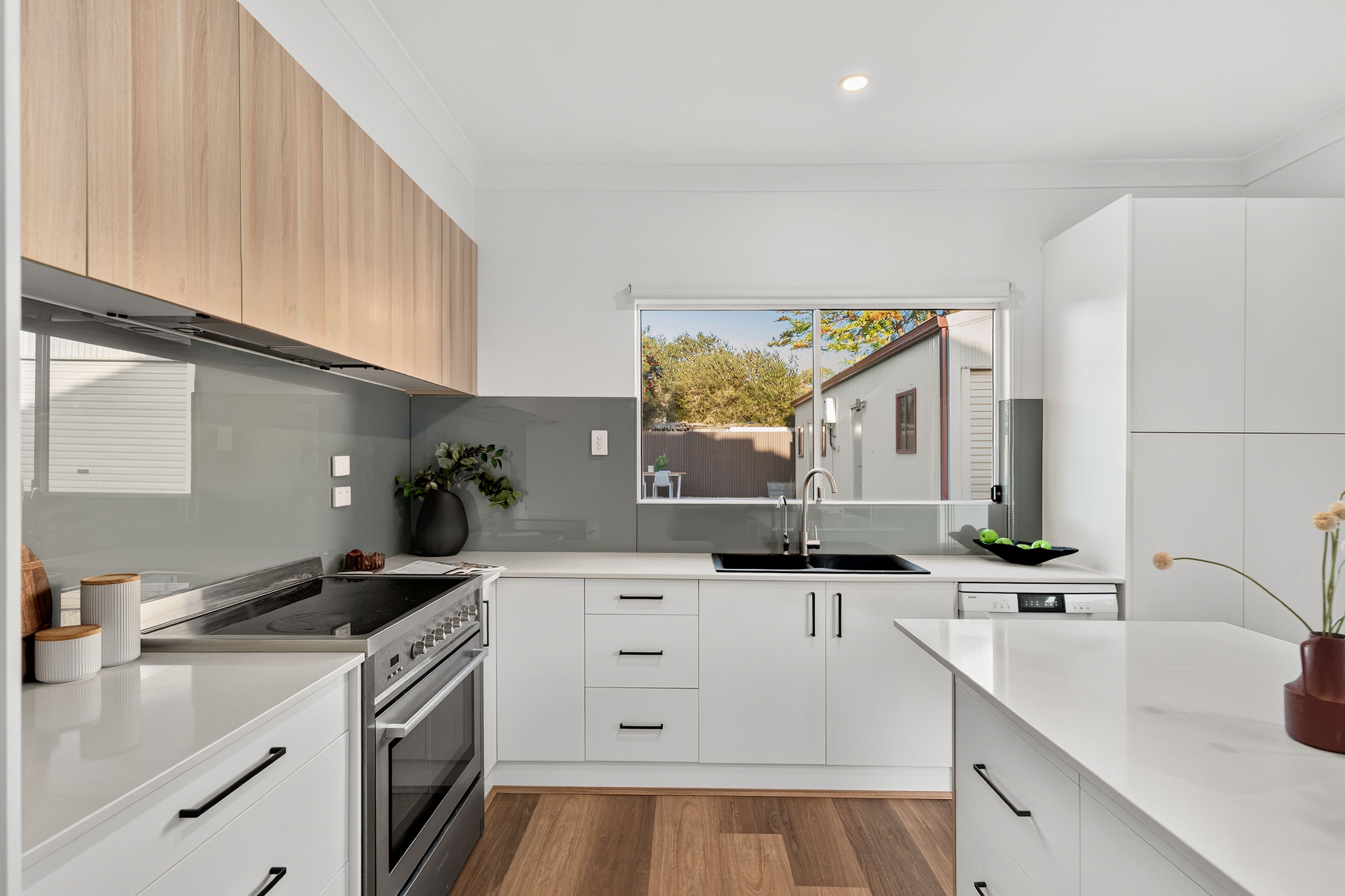 27 Cashel Street — photo 8 of 20