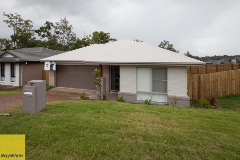 57 Essington Mews, Leichhardt, QLD 4305