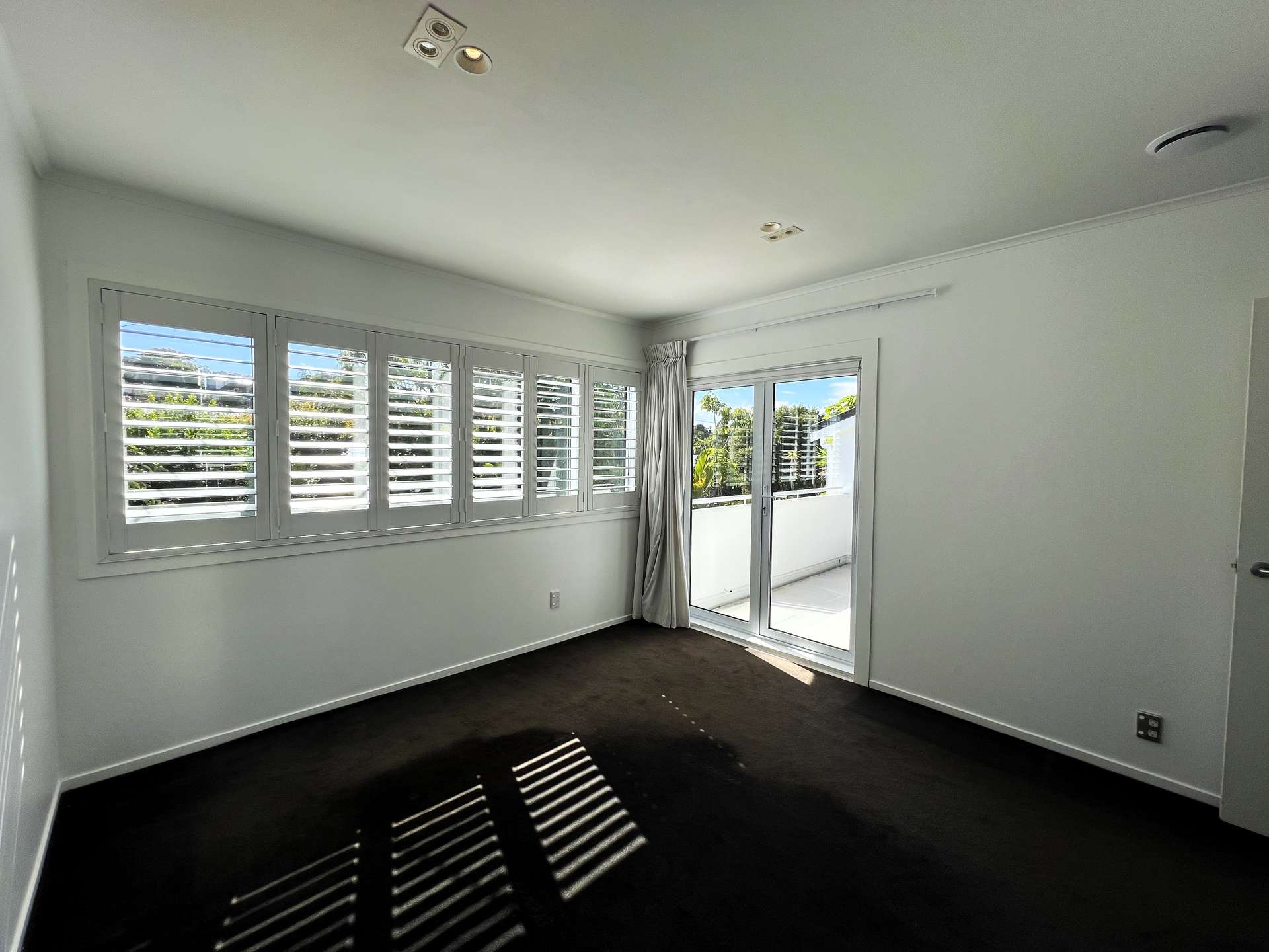41 Richard Farrell Avenue photo 9