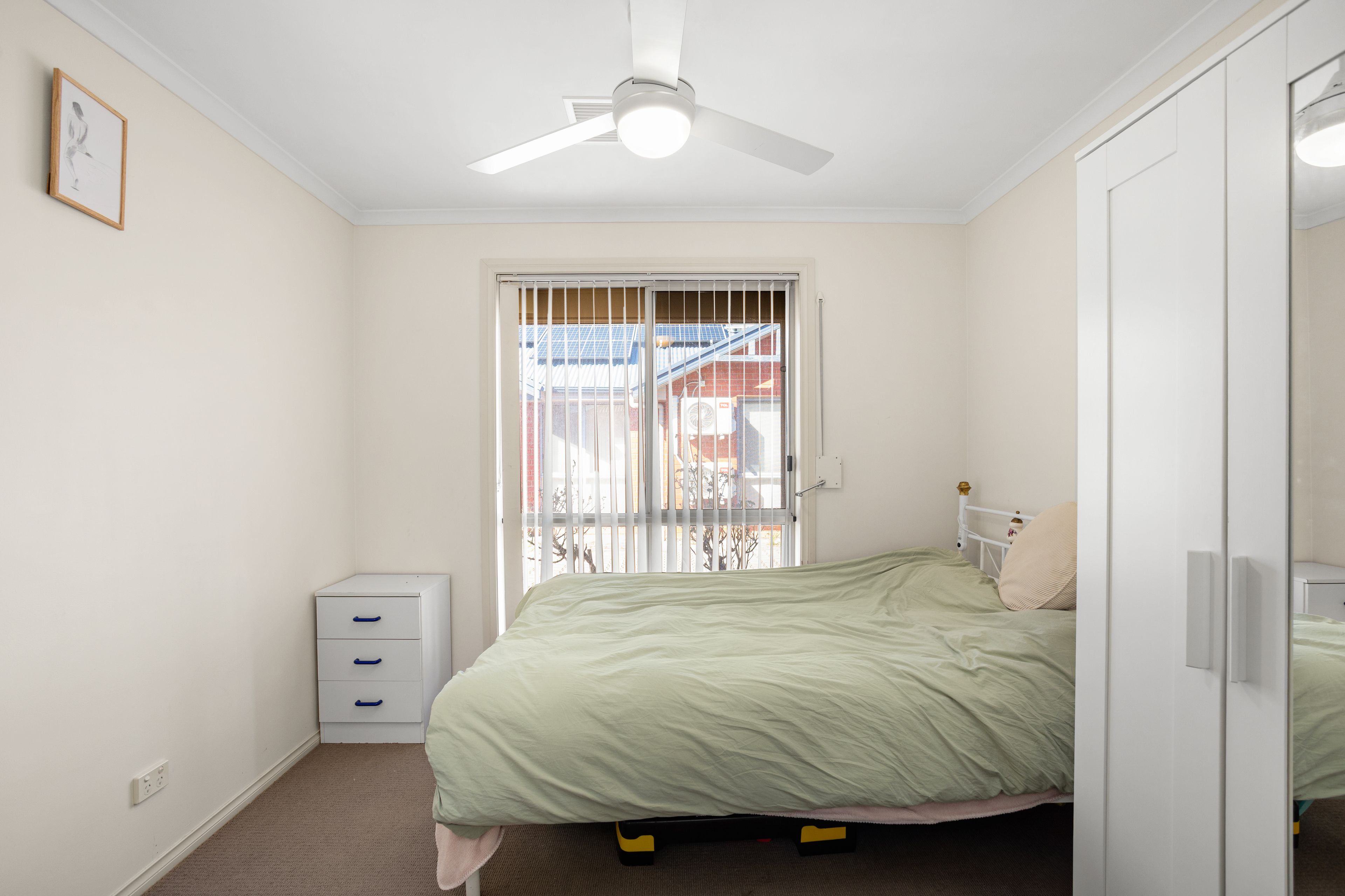 5/8 Richard Street — photo 11 of 15