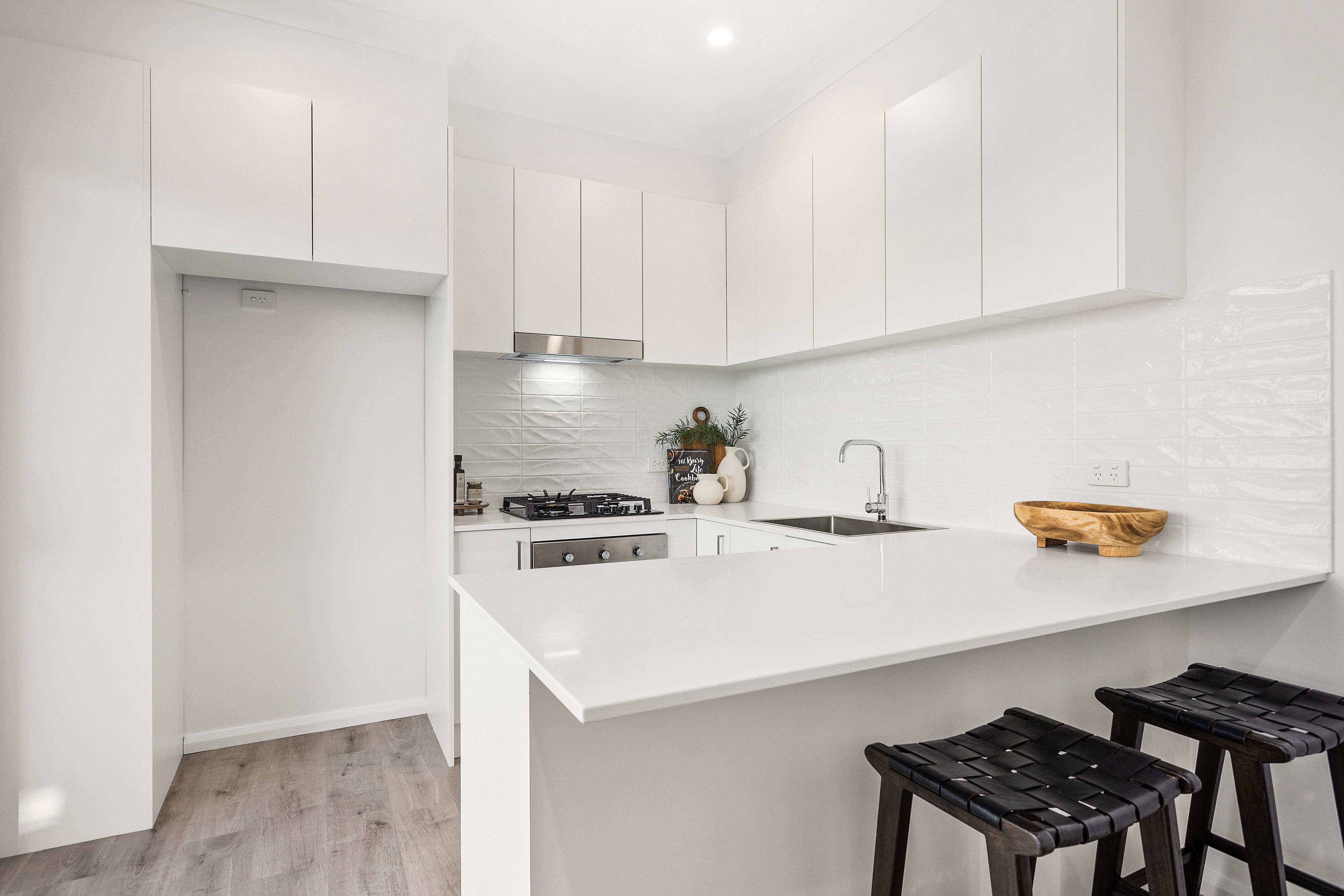 6-8 Dovers Avenue, Albion Park NSW 2527
