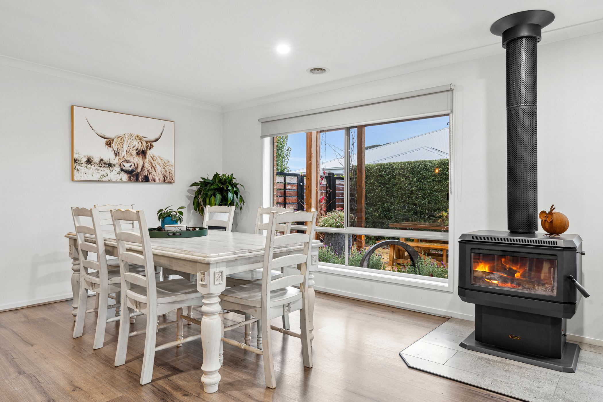 4 Lauder Place, Romsey, VIC 3434 House for Sale Ray White Romsey