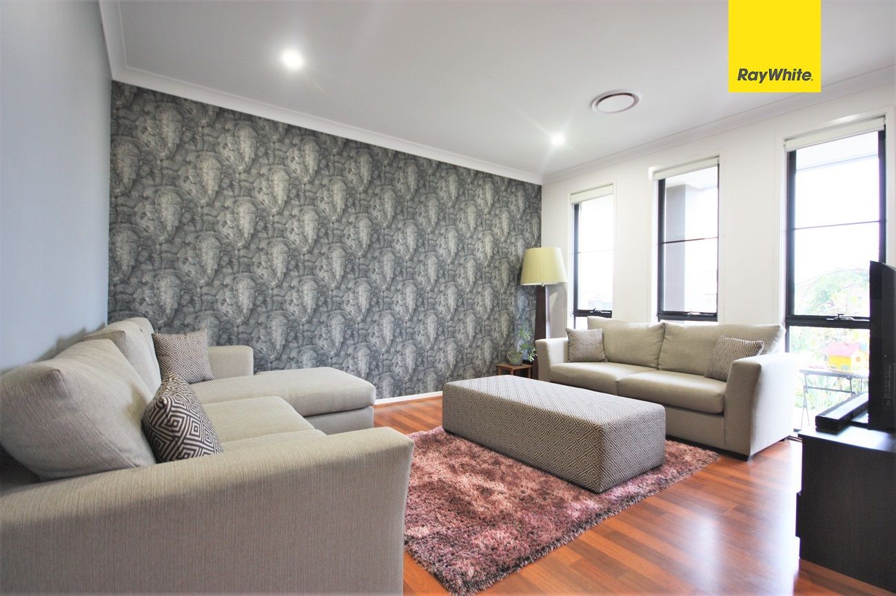 11 Willunga Street, GLEDSWOOD HILLS, NSW 2557