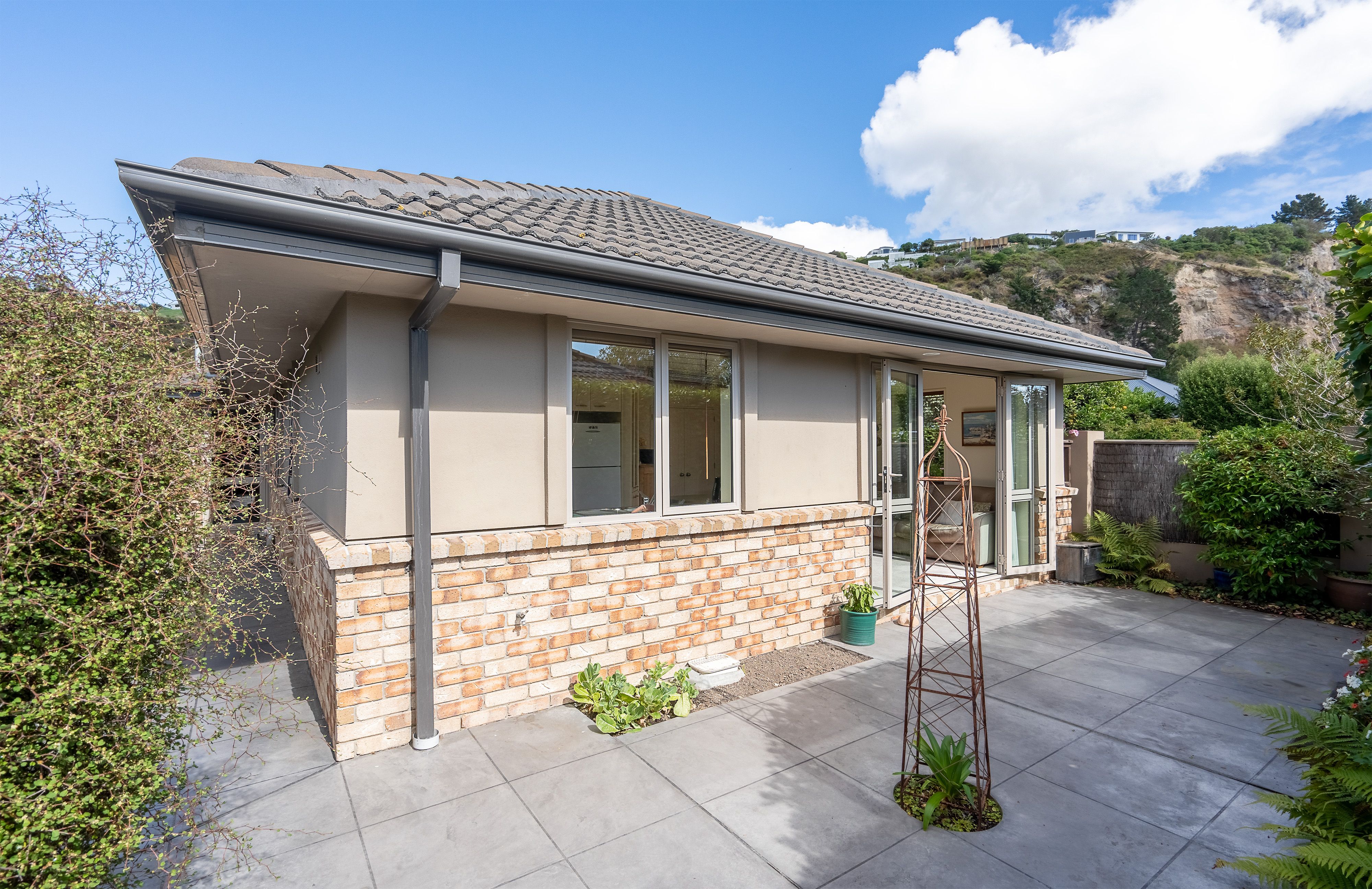 21b Taupata Street, Redcliffs, Christchurch City 8081 Sold House