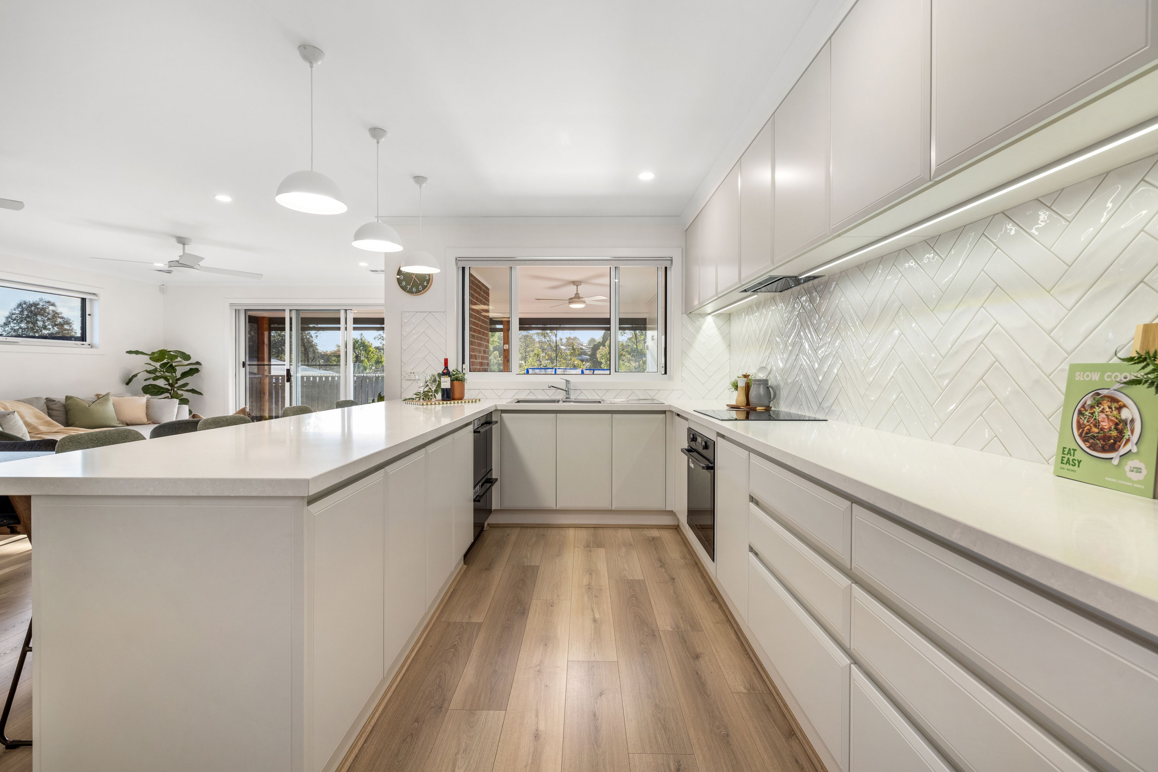 35 Jeanette Street — photo 4 of 13