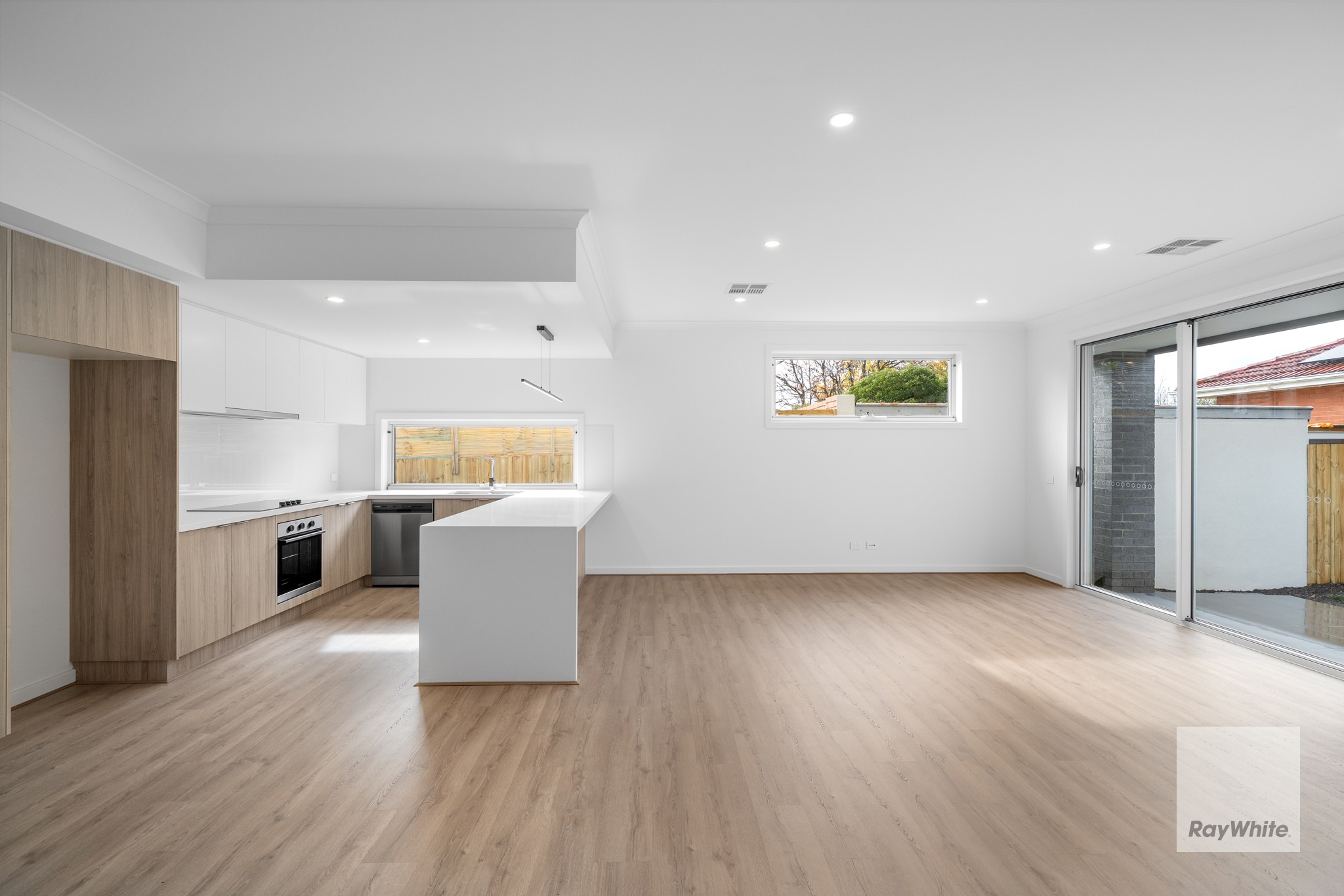 1A Narmi Court, Burwood, VIC 3125