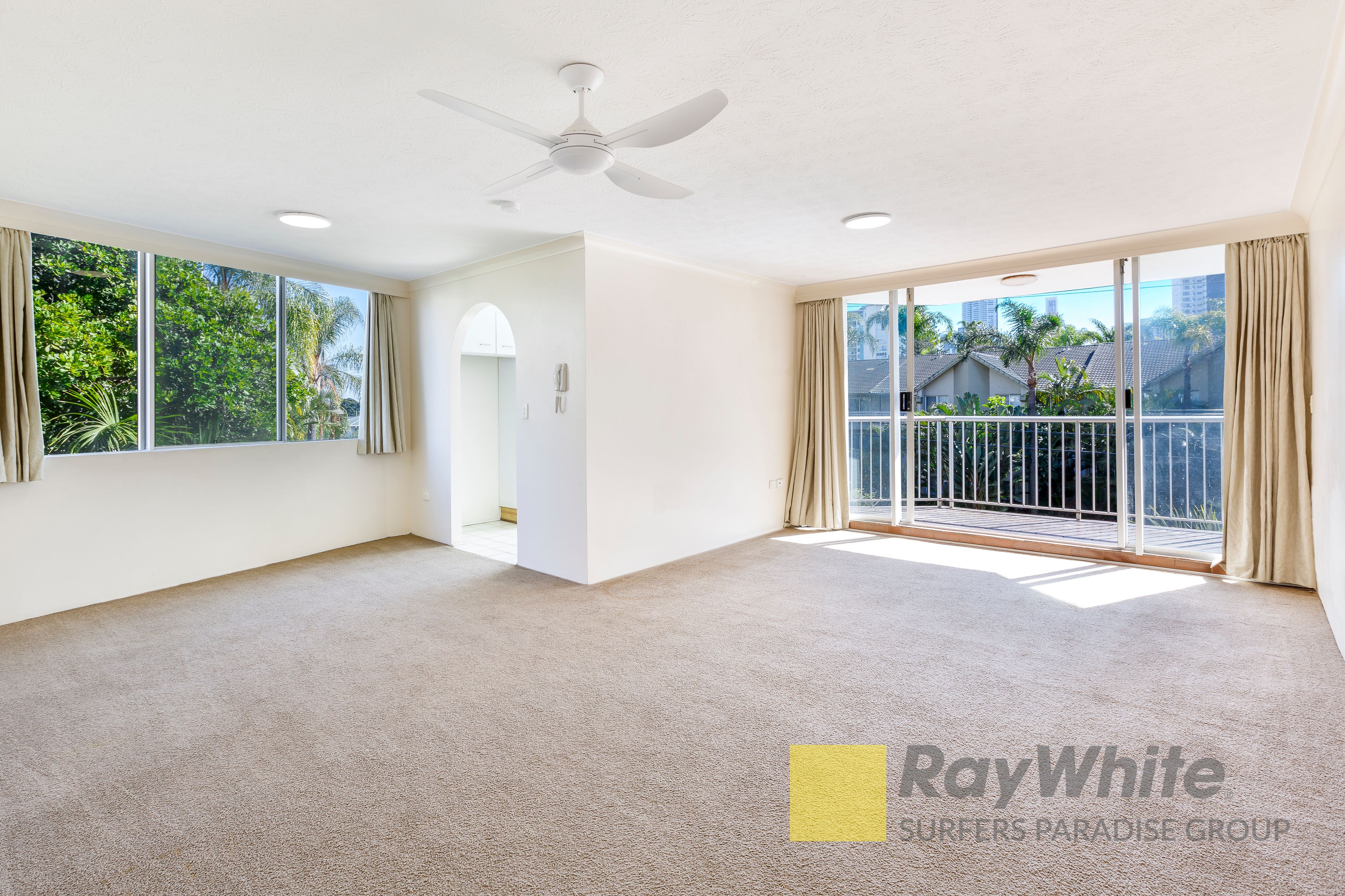 8/220 Surf Parade, Surfers Paradise, QLD 4217
