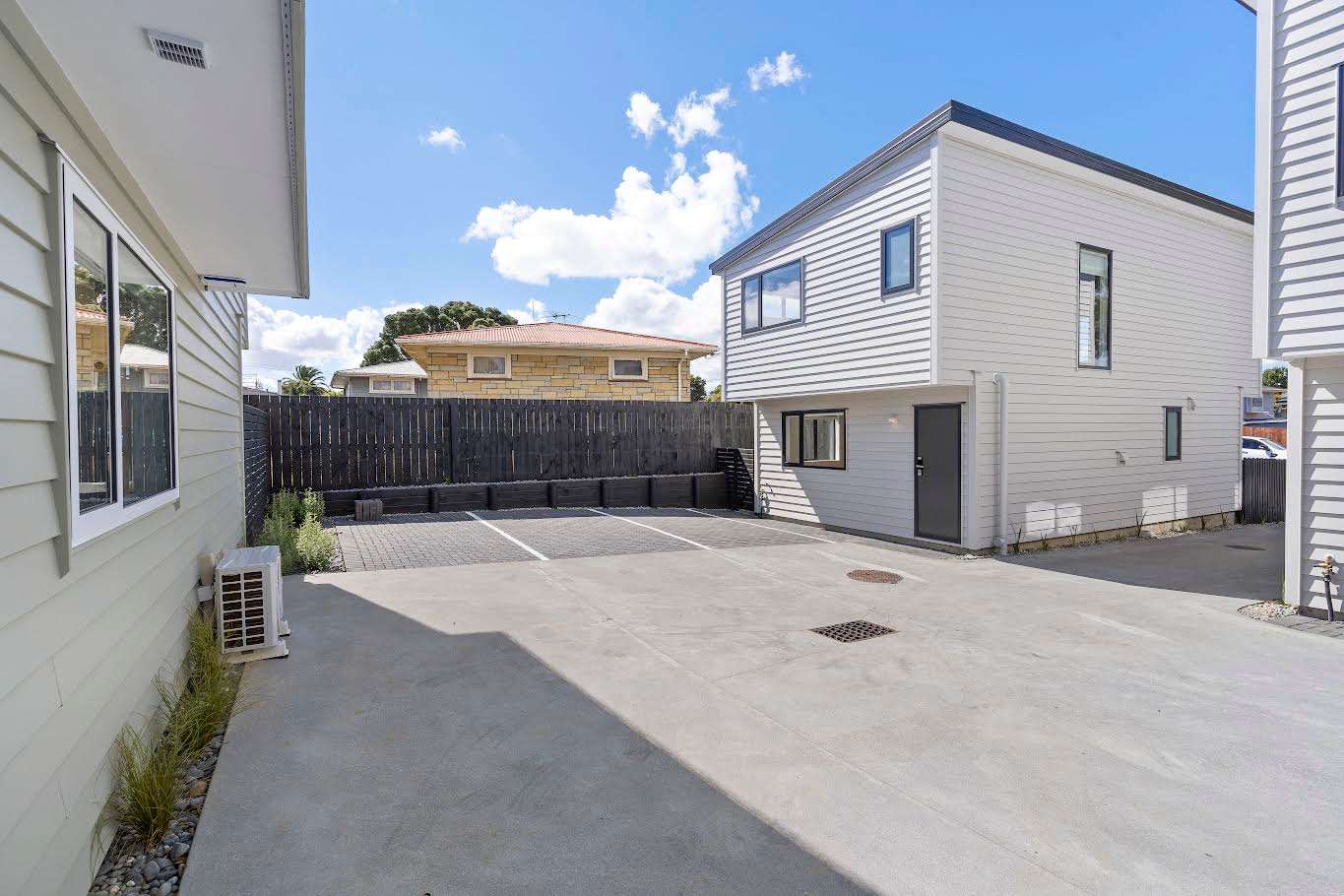 5C Claymore Street photo 6