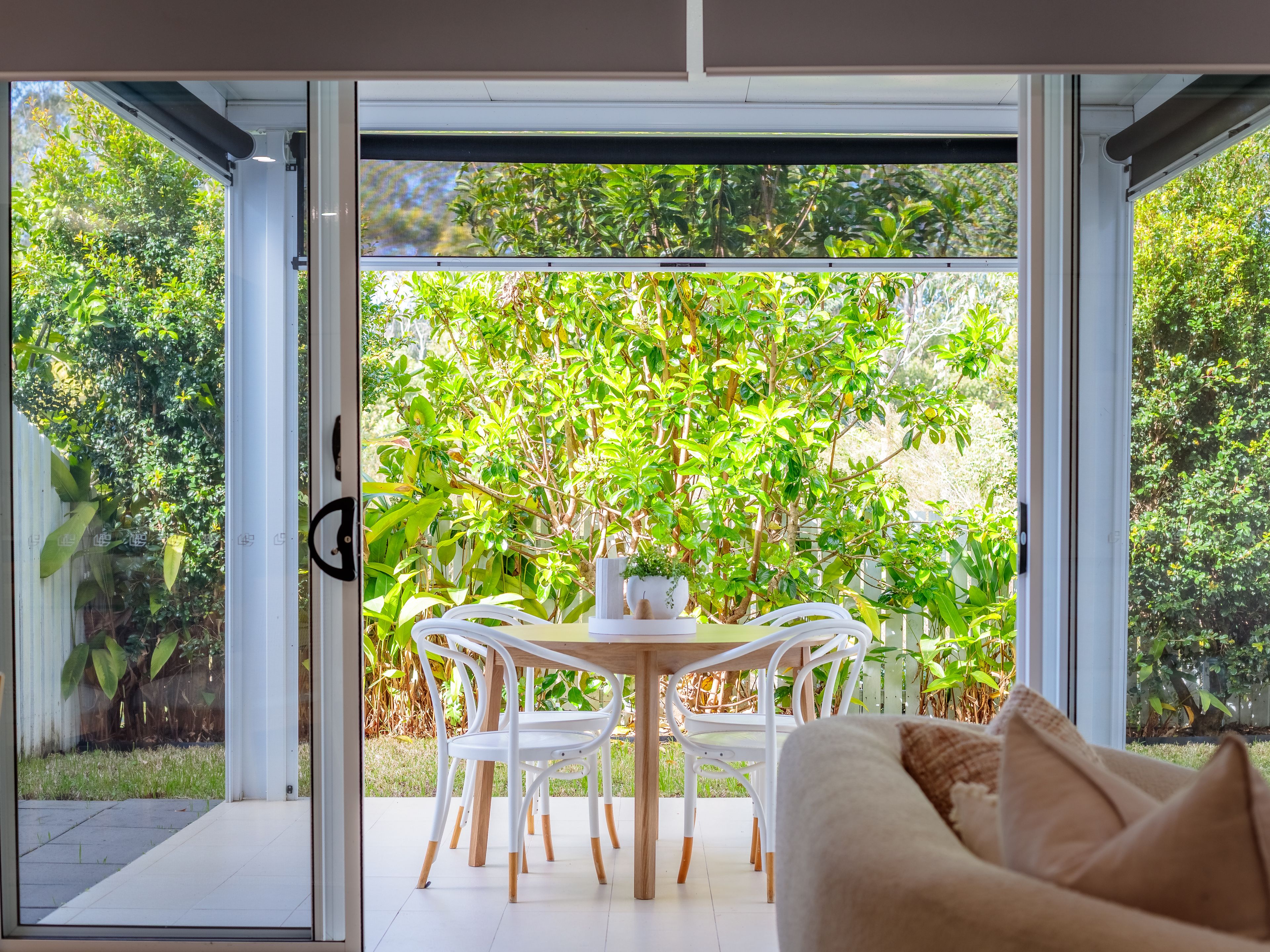 24 Bonogin Road, Mudgeeraba QLD 4213