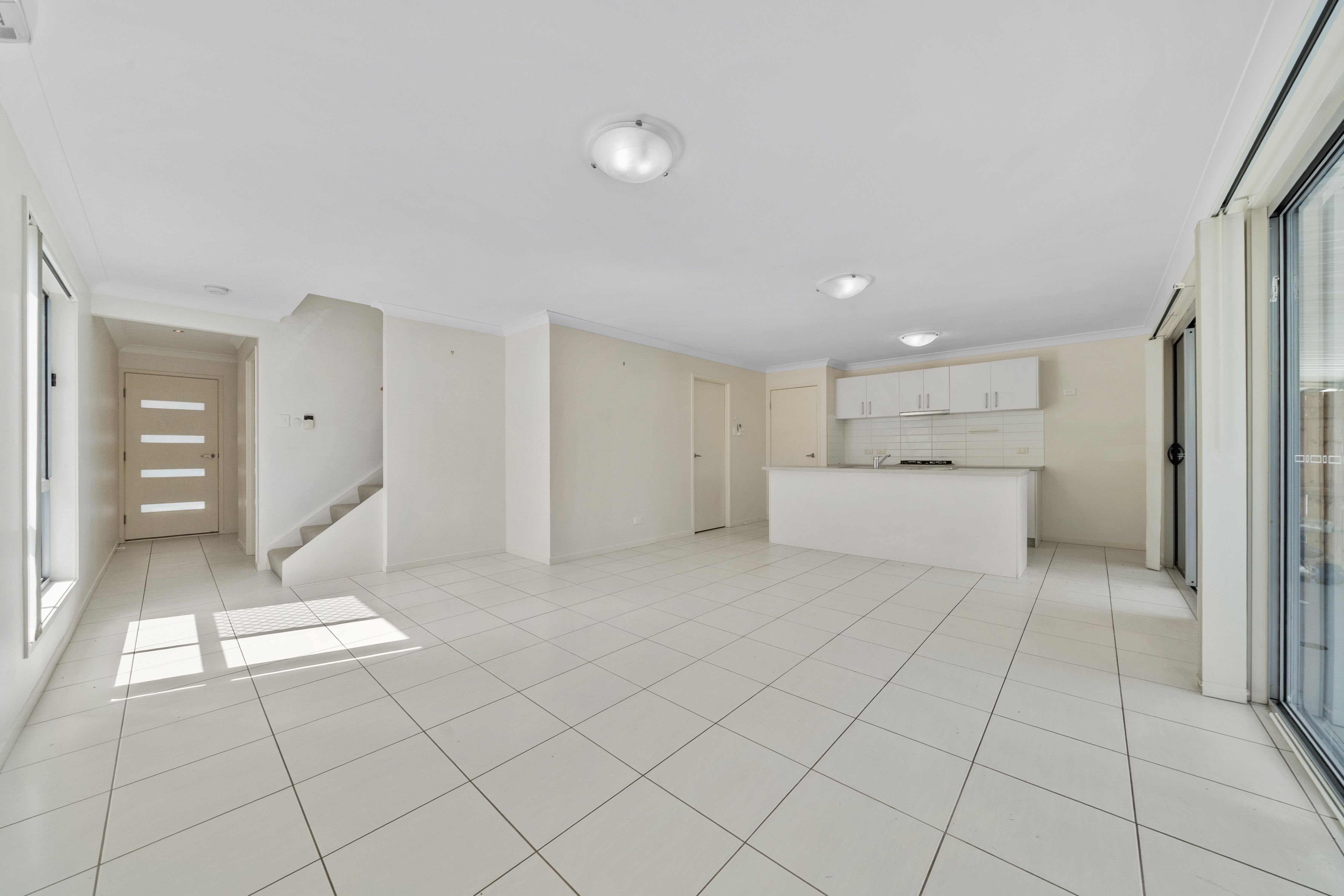 15/28 Menser Street — photo 5 of 21