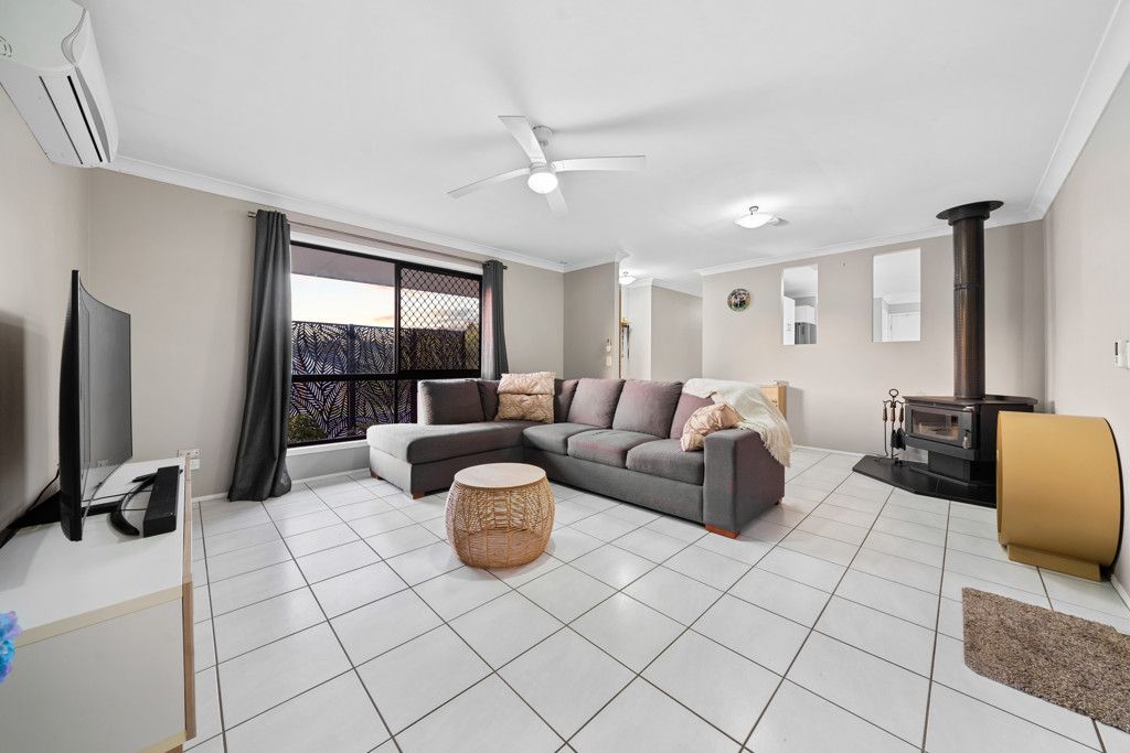 22 Earls Court, Heritage Park, QLD 4118