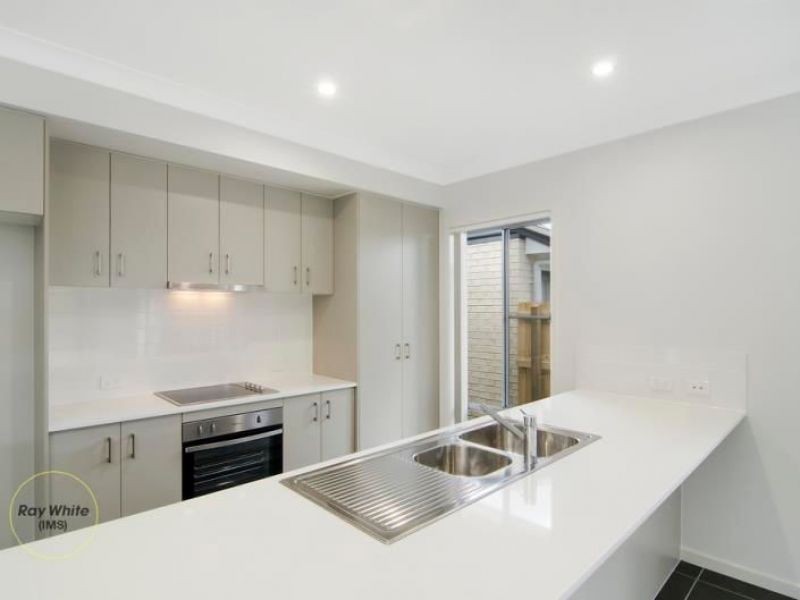 82 Picnic Creek Drive, Coomera, QLD 4209