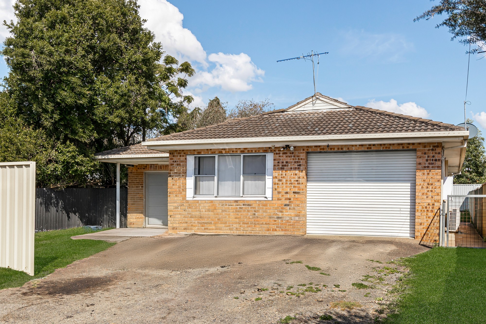 62 Canberra Street, Oxley Park, NSW 2760