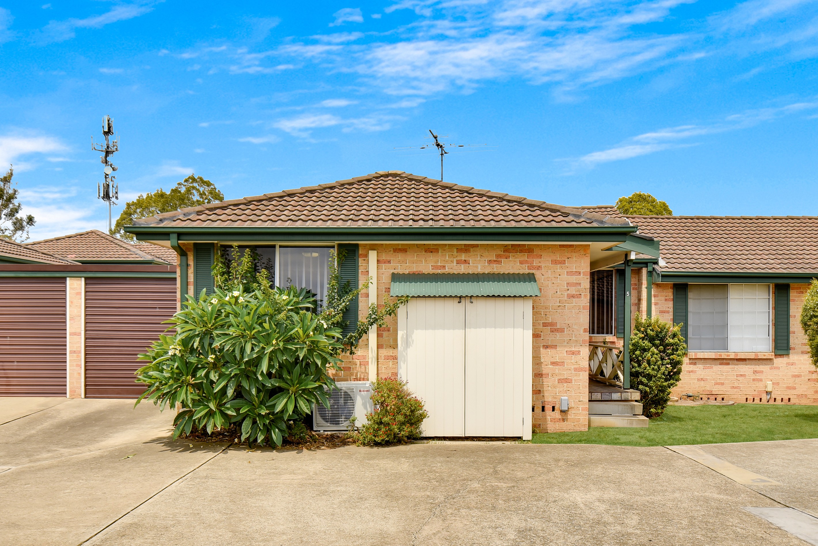 Ingleburn, NSW 2565