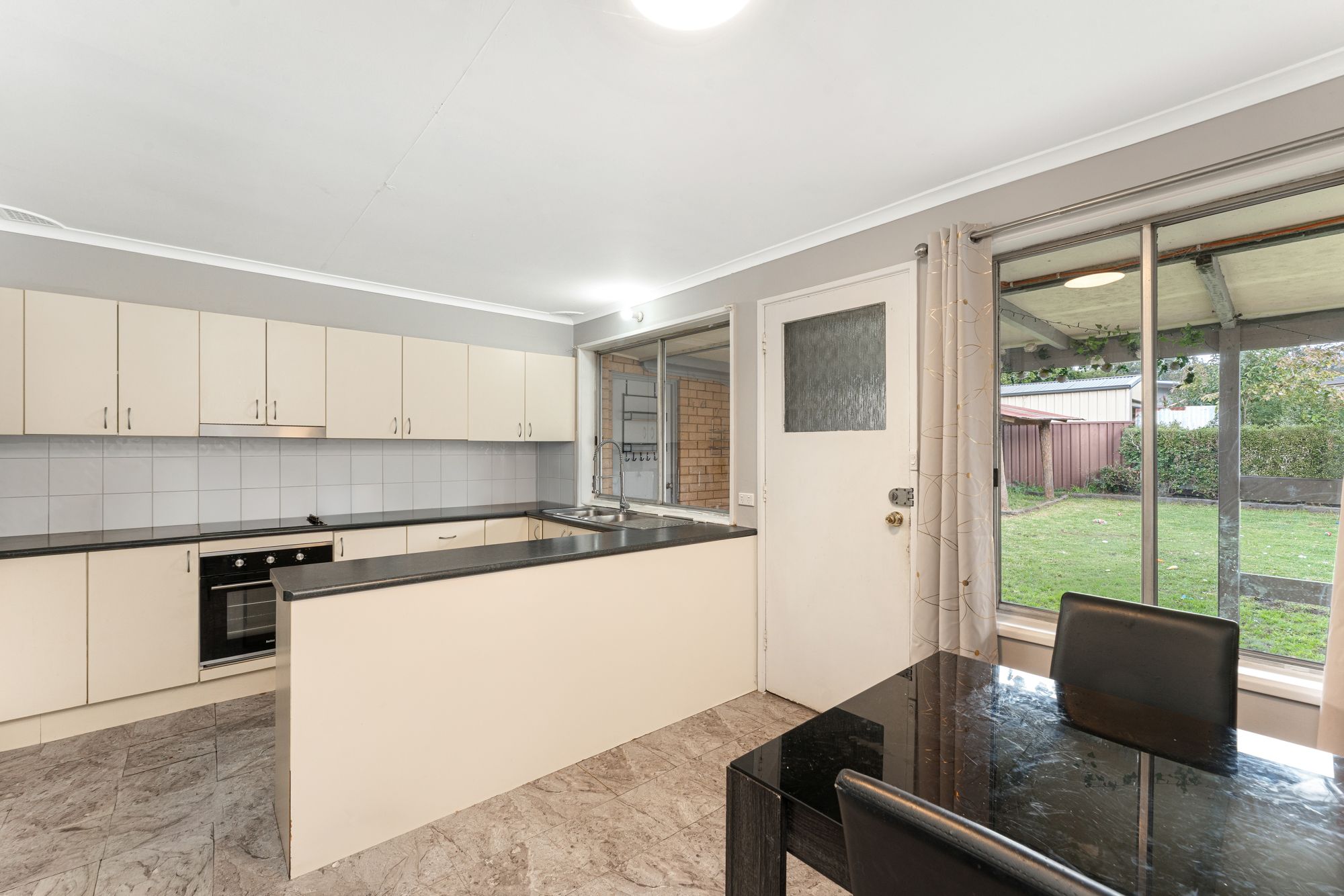 4 Roebuck Road — photo 4 of 16