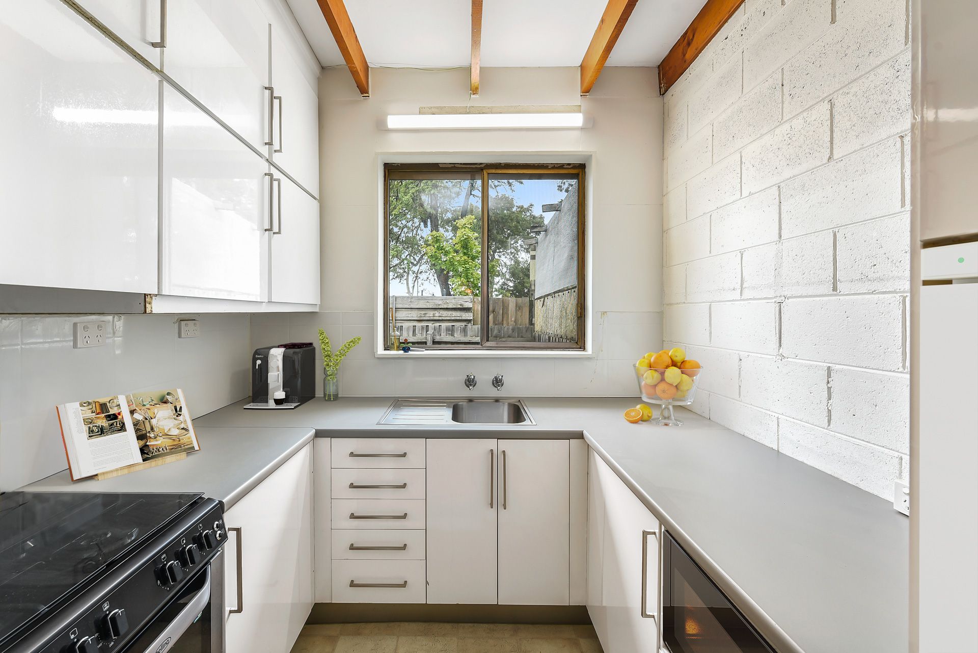 2/99 Cleeland Street, Dandenong, VIC 3175