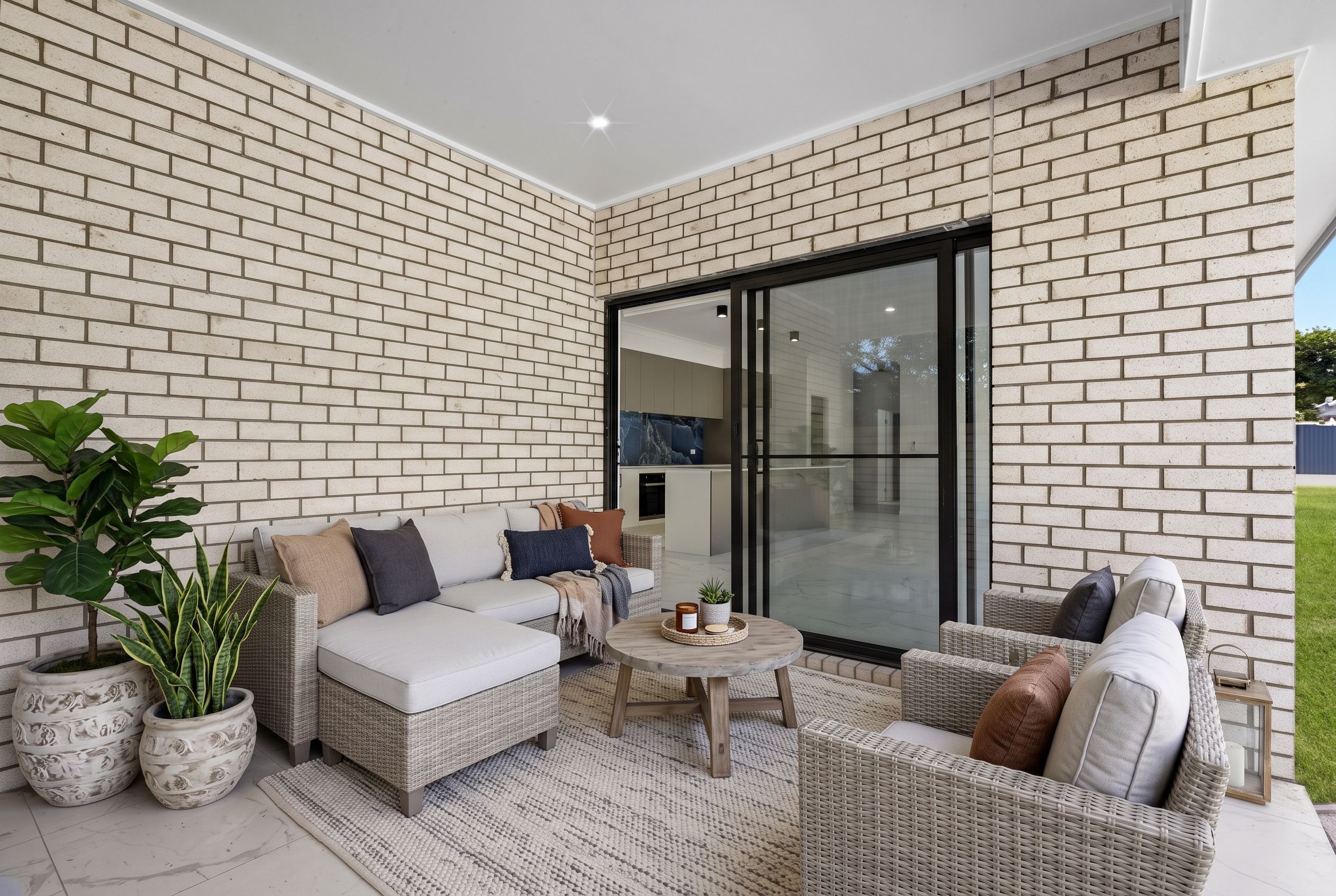 33 Spruce Street — photo 10 of 12