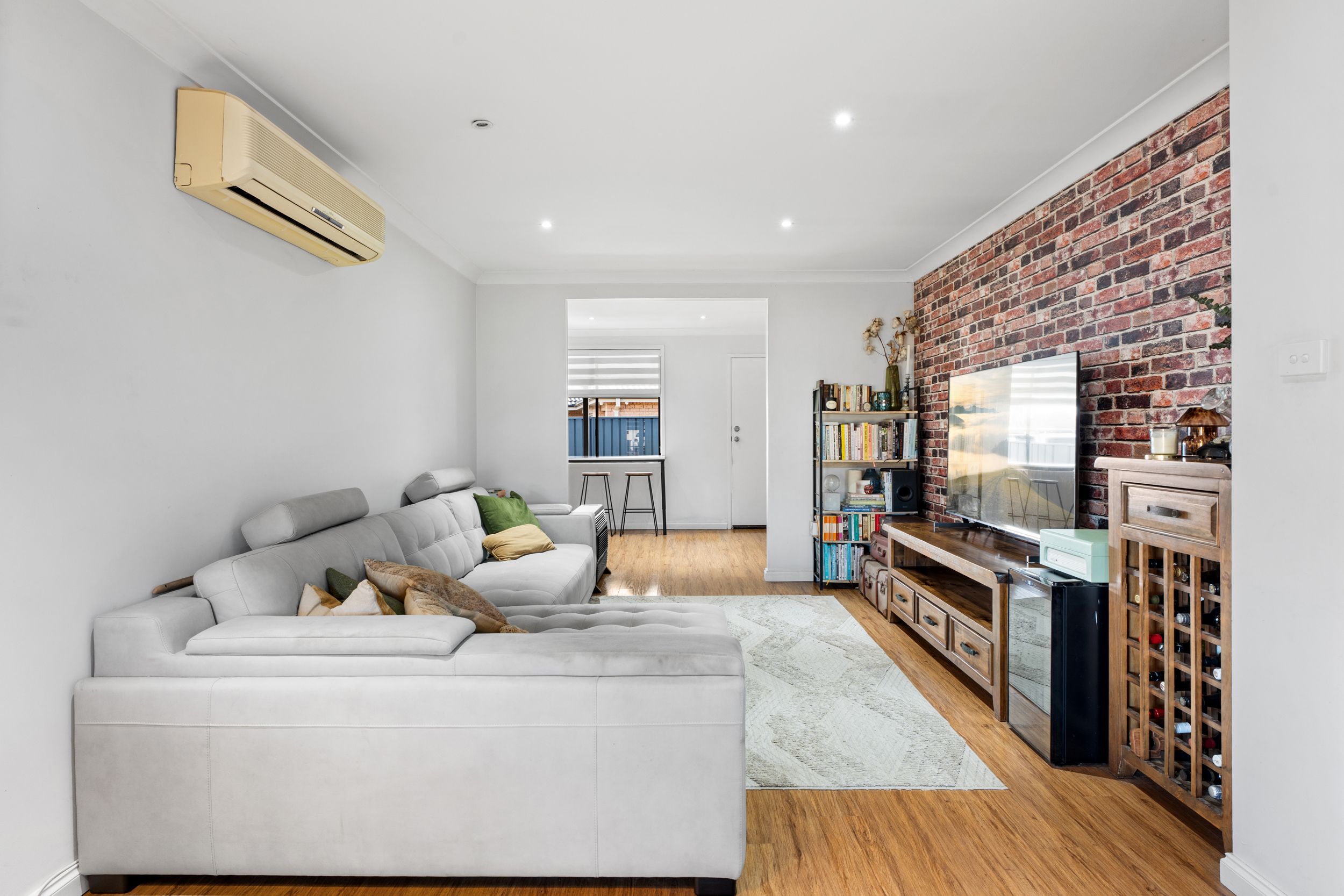 16 Wagner Place — photo 3 of 22