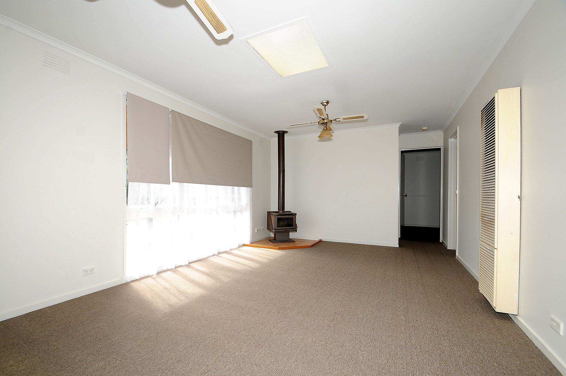 1 Lochaber Avenue, Frankston, VIC 3199