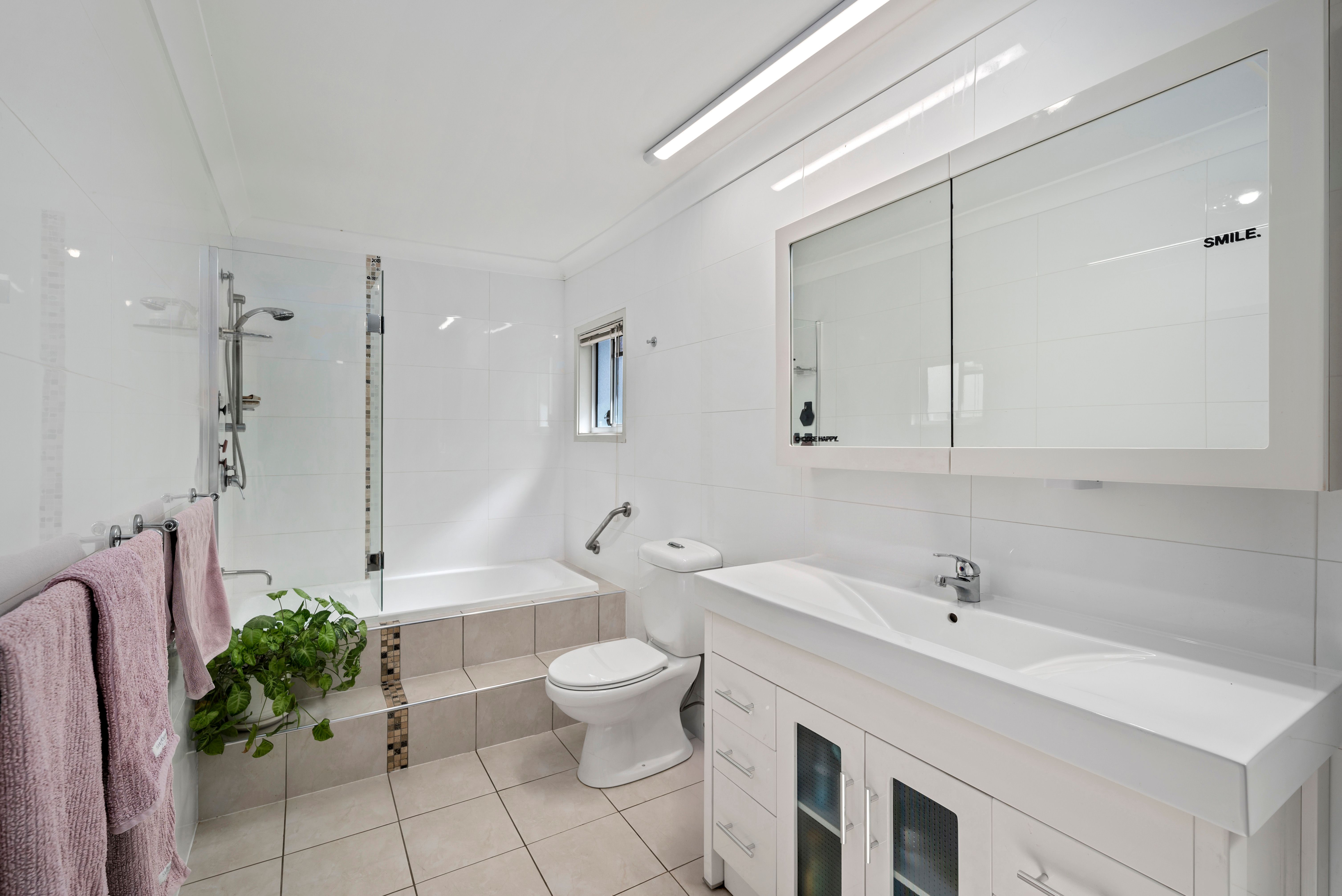 15 Yvonne Street — photo 14 of 26