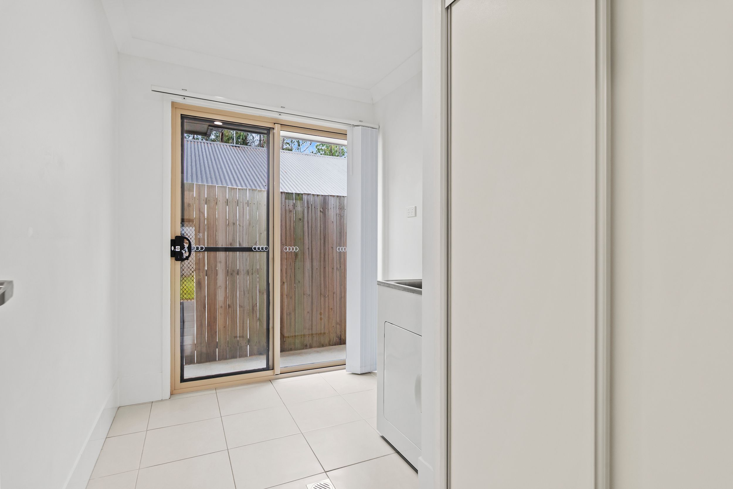 106 Dixon Drive — photo 14 of 16
