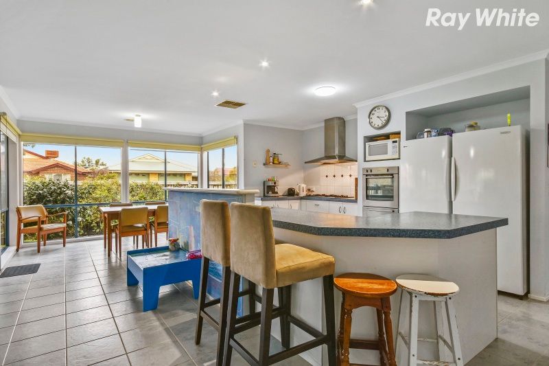 30 Kellbourne Drive, Rowville, VIC 3178