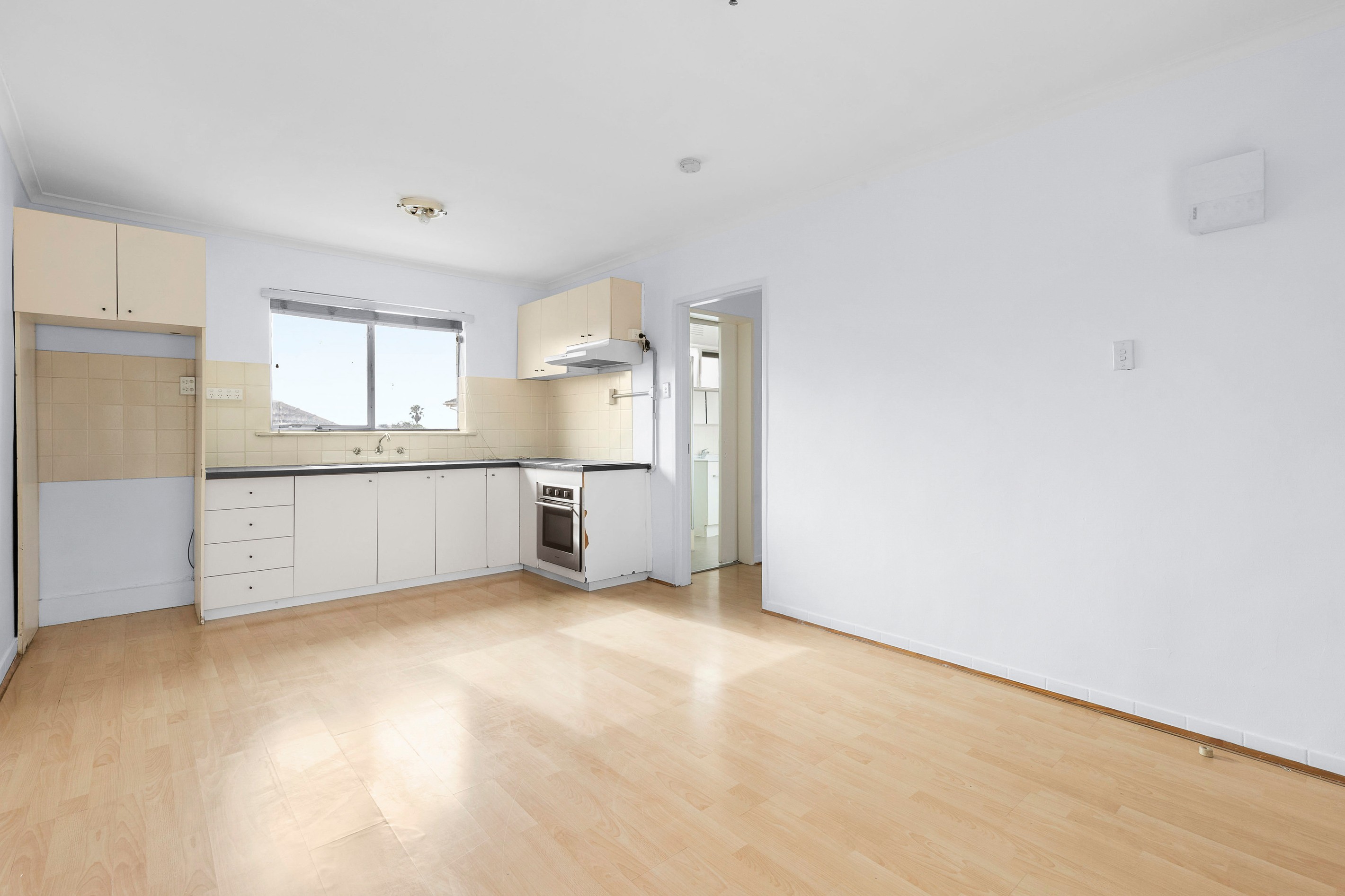 9/13 Church Street, Campbellfield, VIC 3061