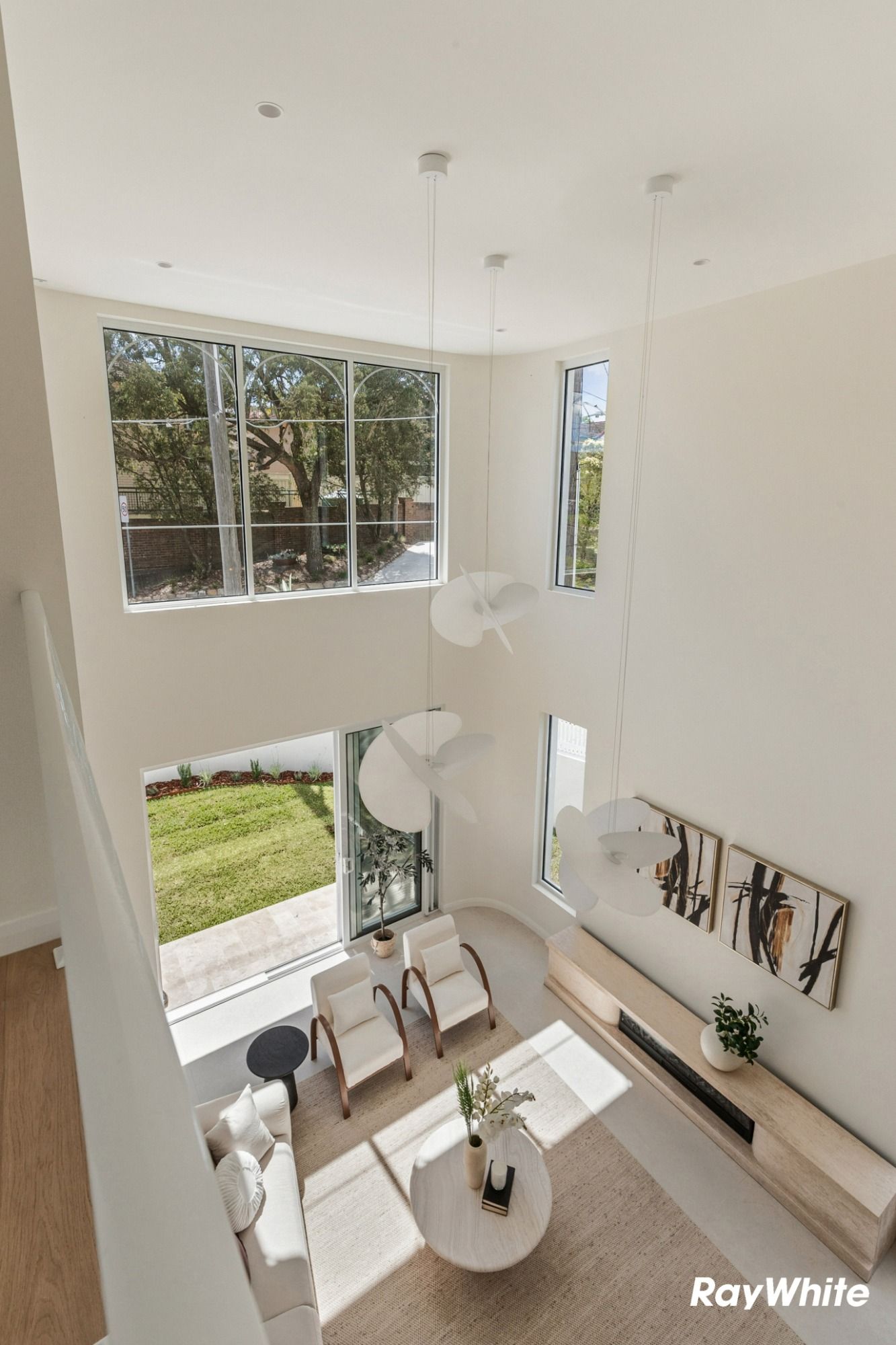 78 Potts Street — photo 4 of 27