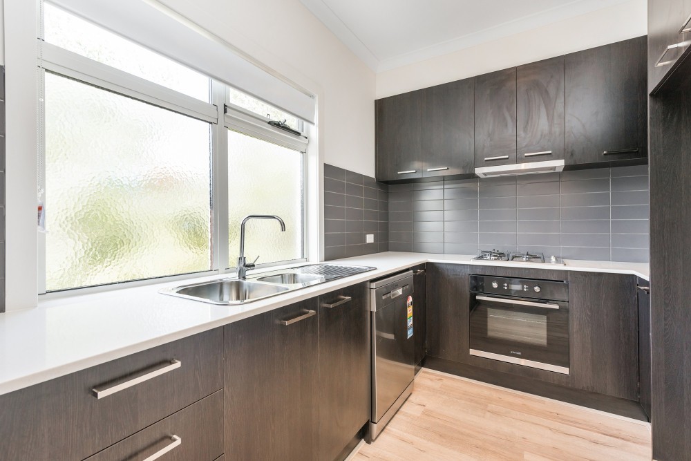 2/34 Silverton Drive, Ferntree Gully, VIC 3156