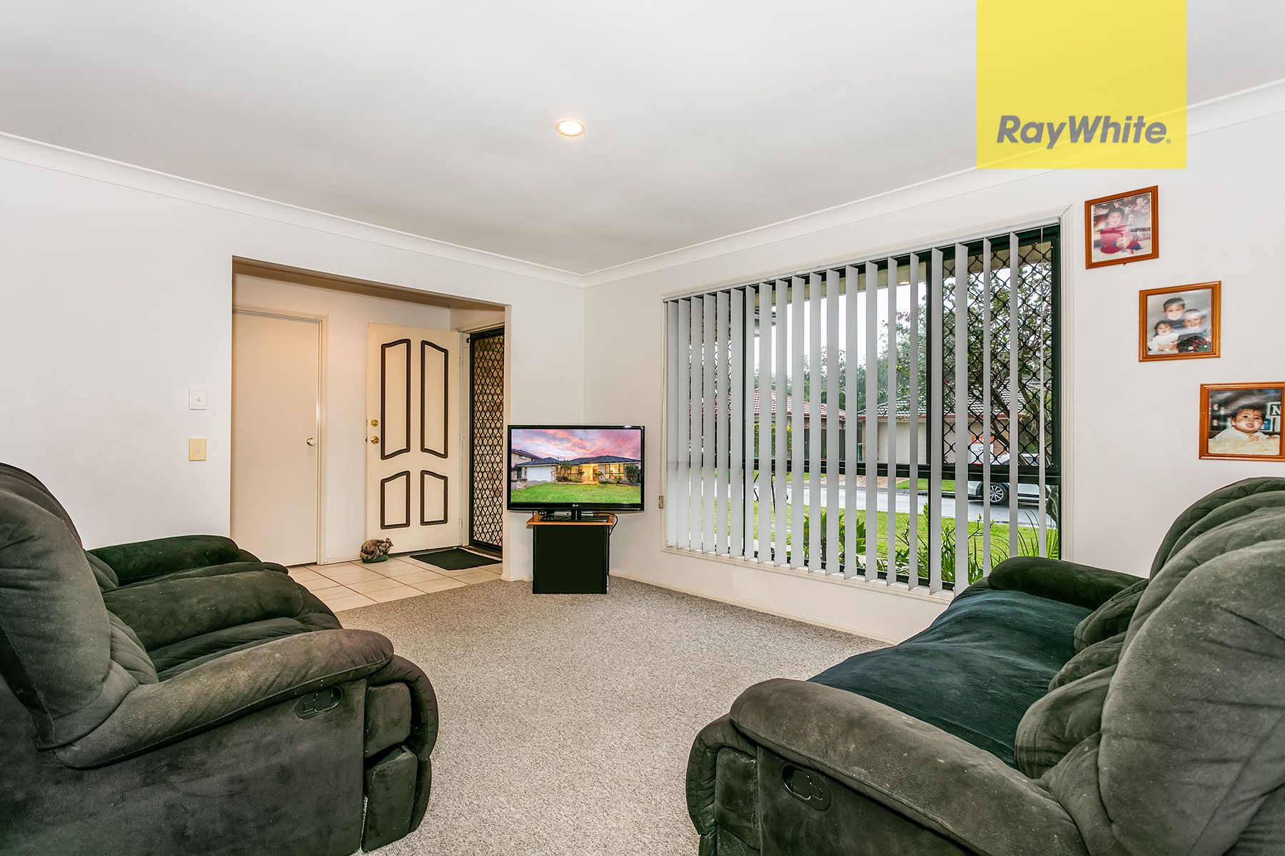 5 Lake Amaroo Court, Logan Reserve, QLD 4133