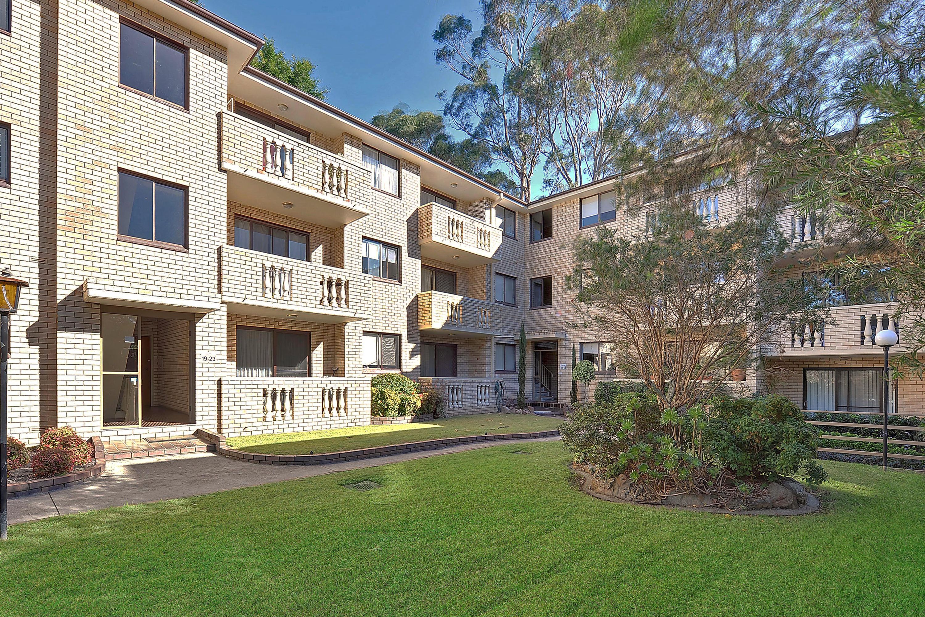 17-21 Sherbrook Road, Hornsby NSW 2077